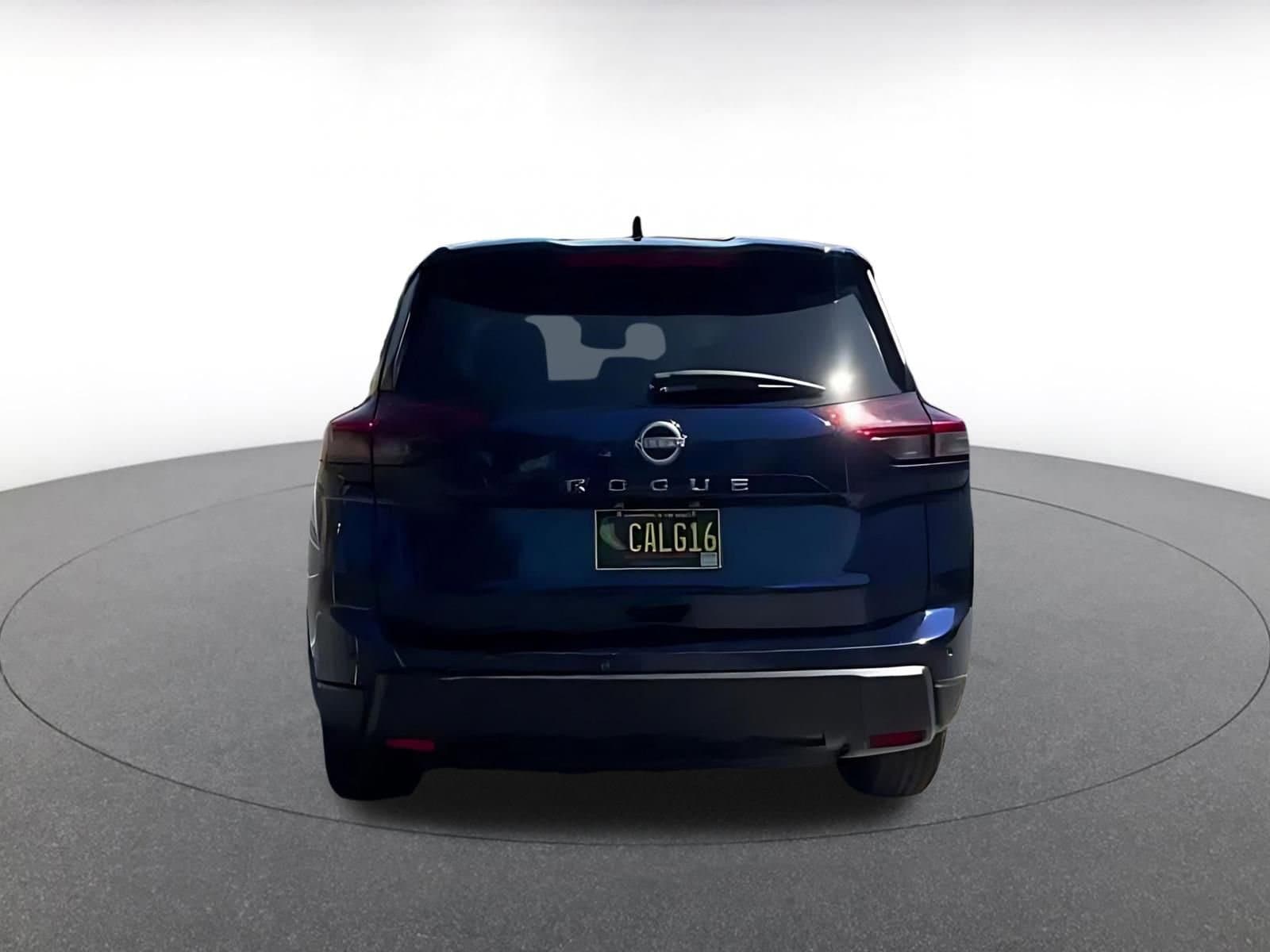Thumbnail: 2025 Nissan Rogue - 11