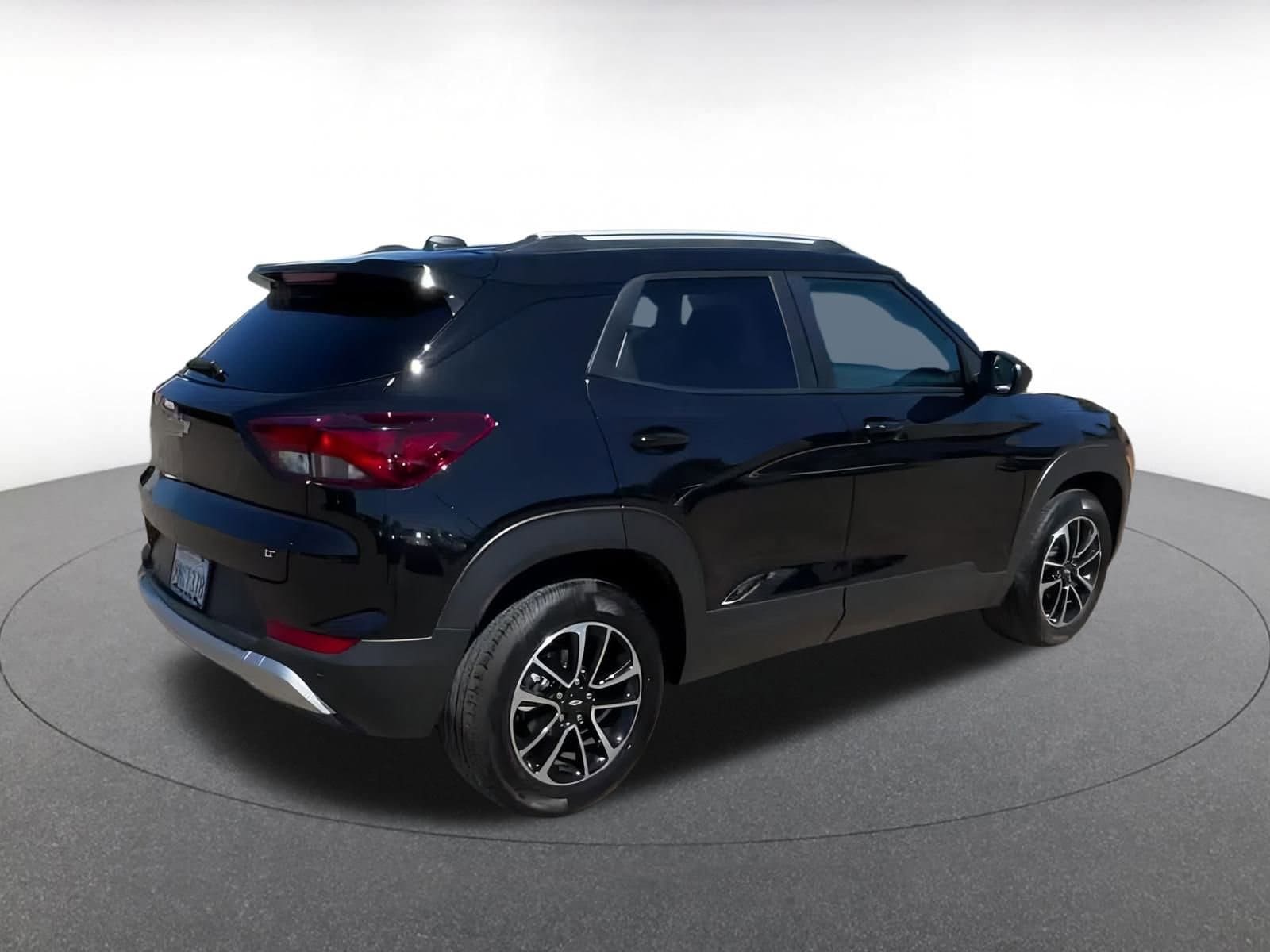 Thumbnail: 2024 Chevrolet TrailBlazer - 15