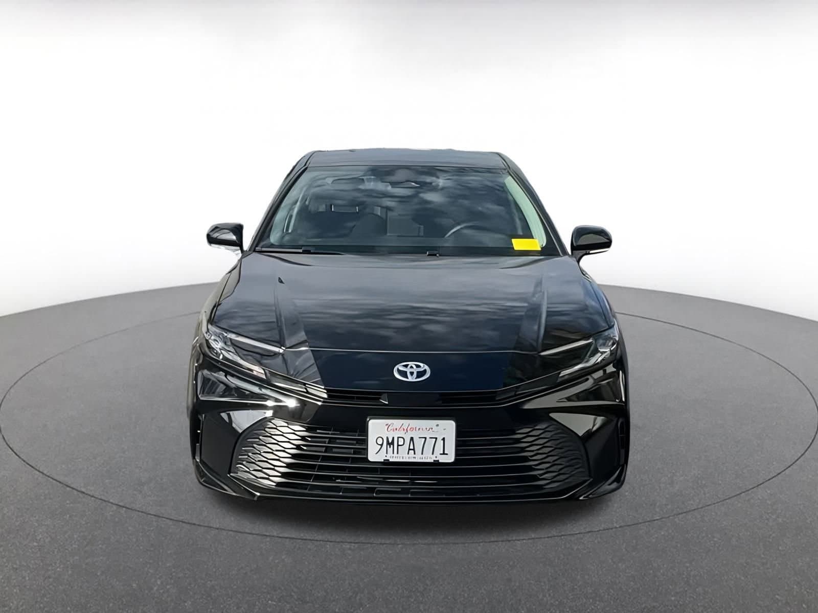 Thumbnail: 2025 Toyota Camry - 4