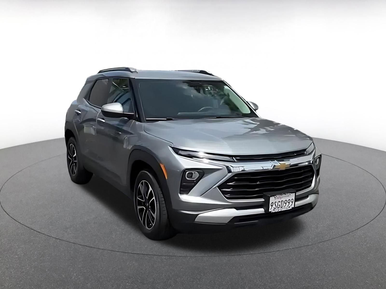 Thumbnail: 2025 Chevrolet TrailBlazer - 3