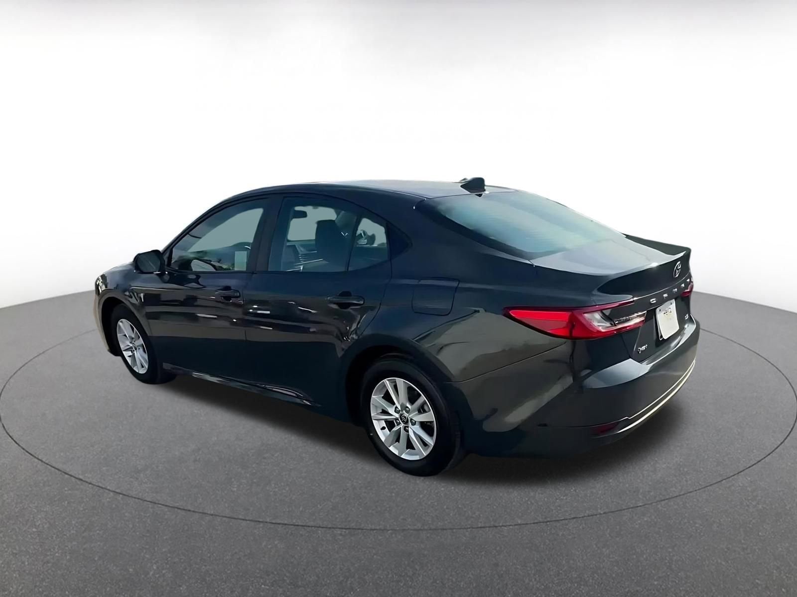 Thumbnail: 2025 Toyota Camry - 10