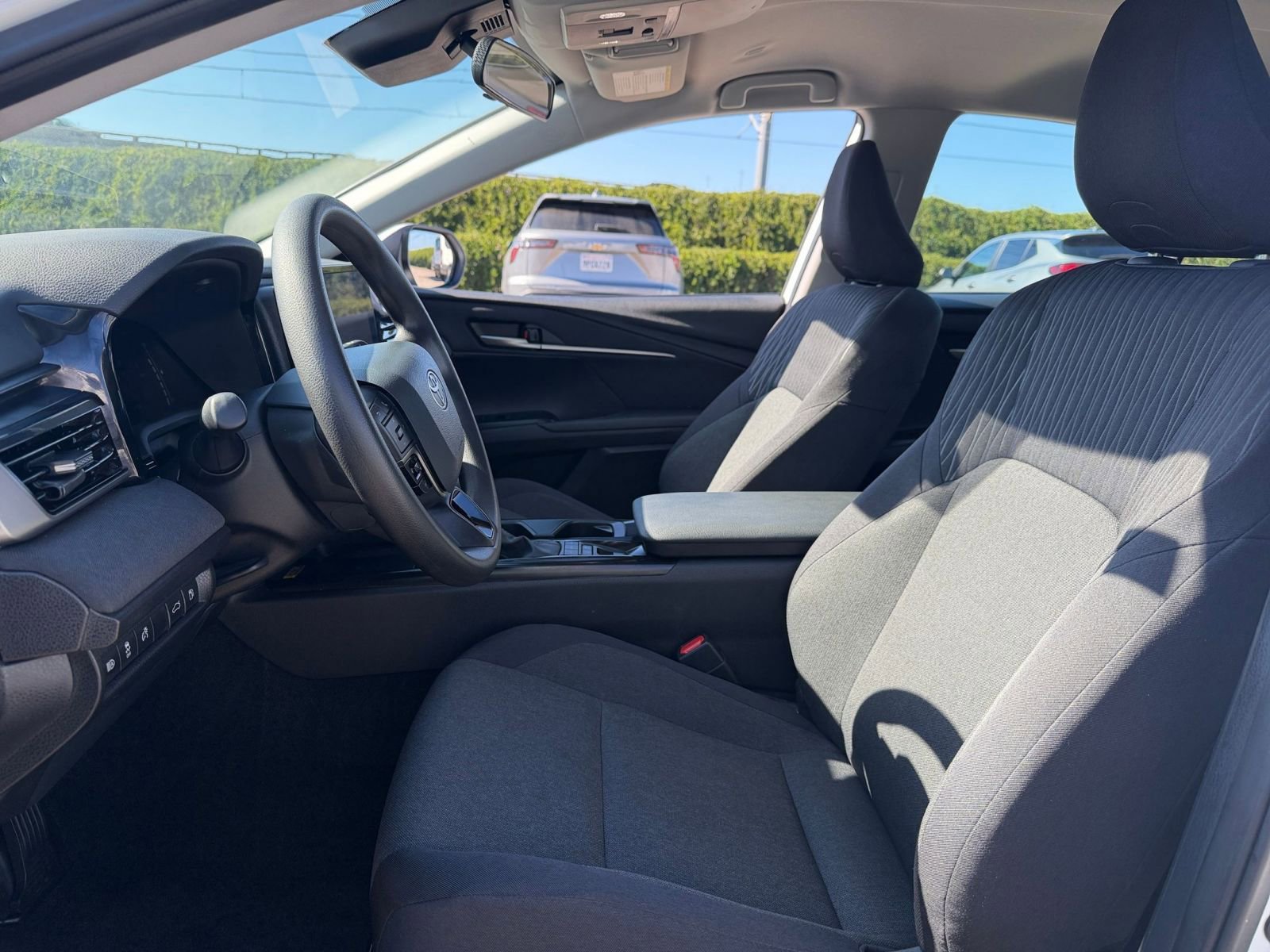 Thumbnail: 2025 Toyota Camry - 25