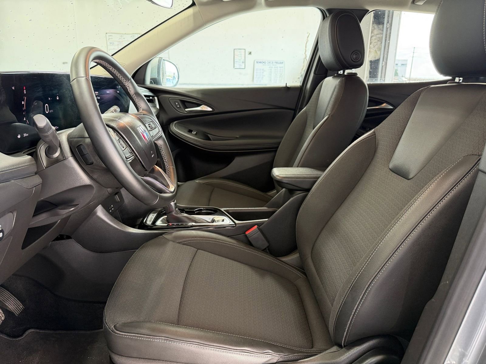 Thumbnail: 2025 Buick Encore GX - 24