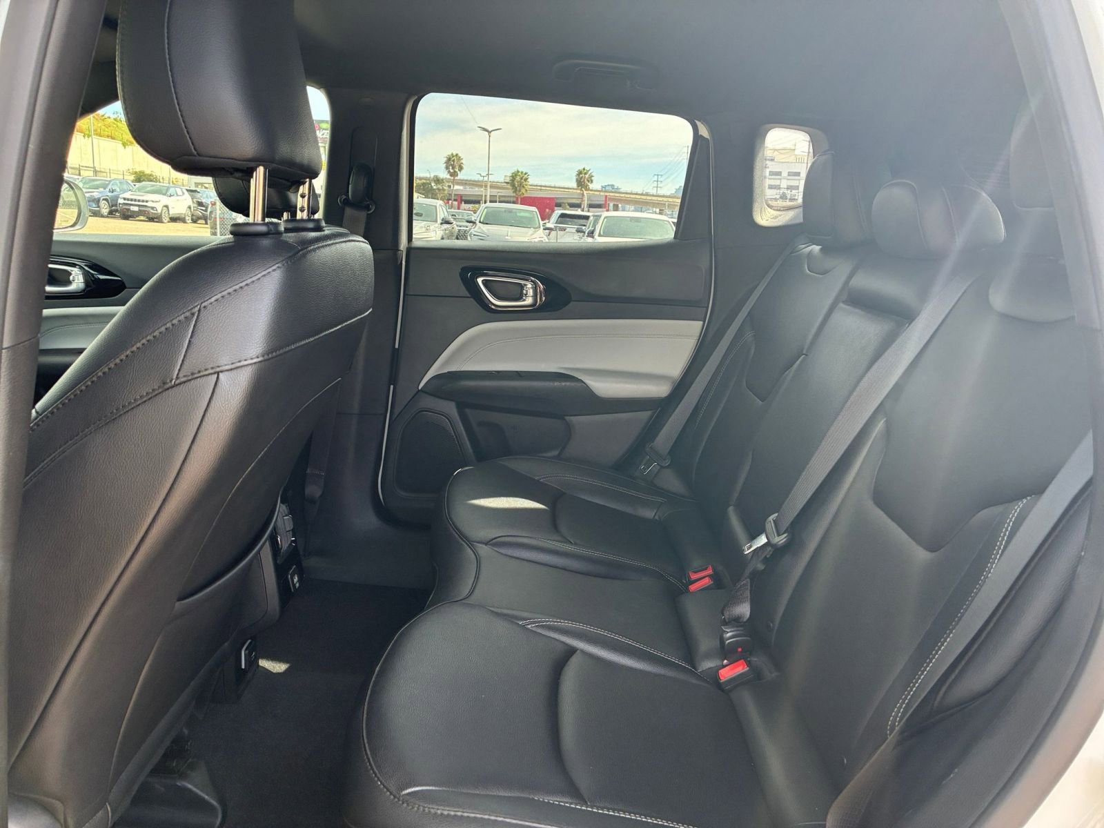 Thumbnail: 2025 Jeep Compass - 27