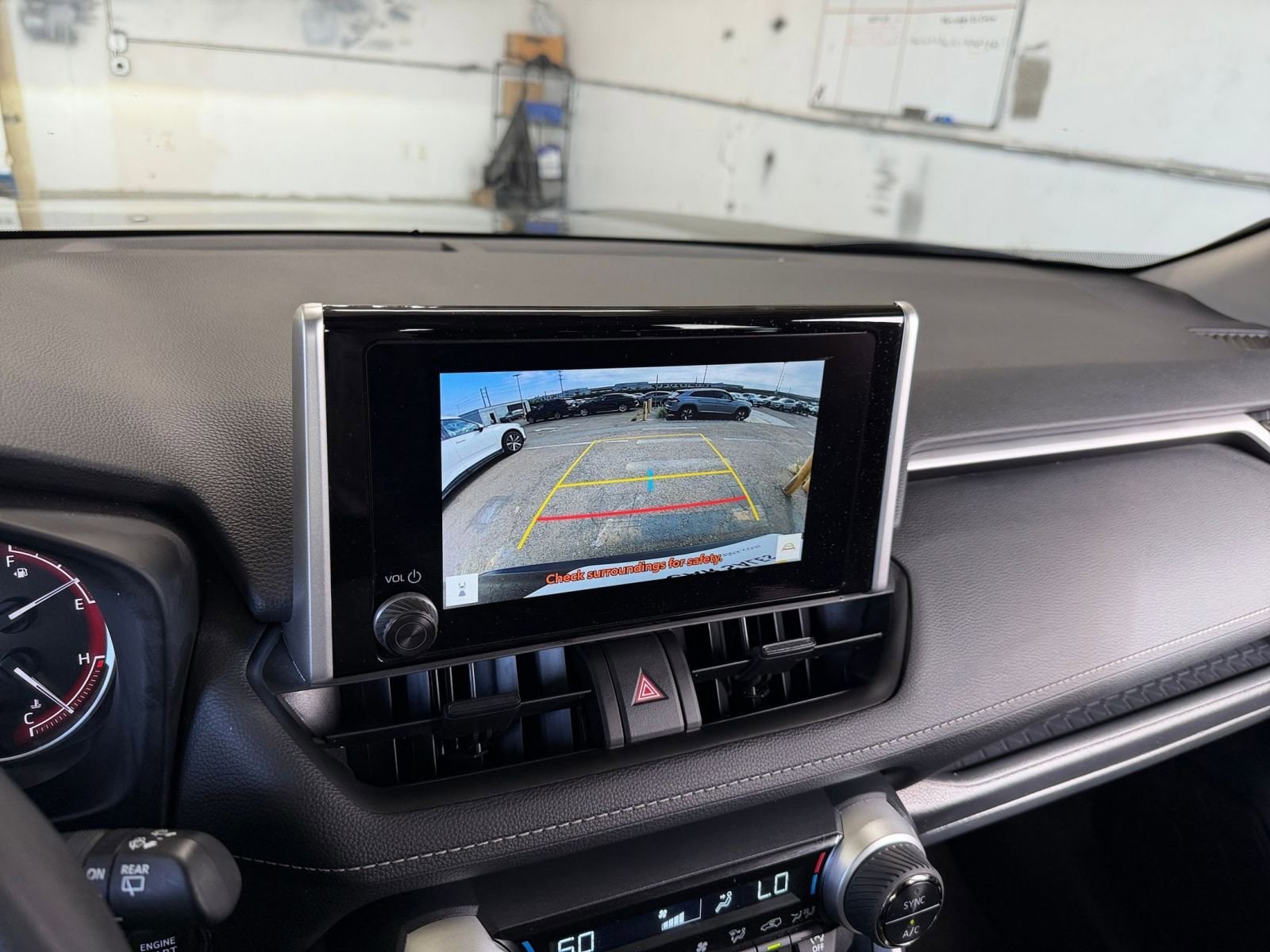 Thumbnail: 2025 Toyota RAV4 - 17