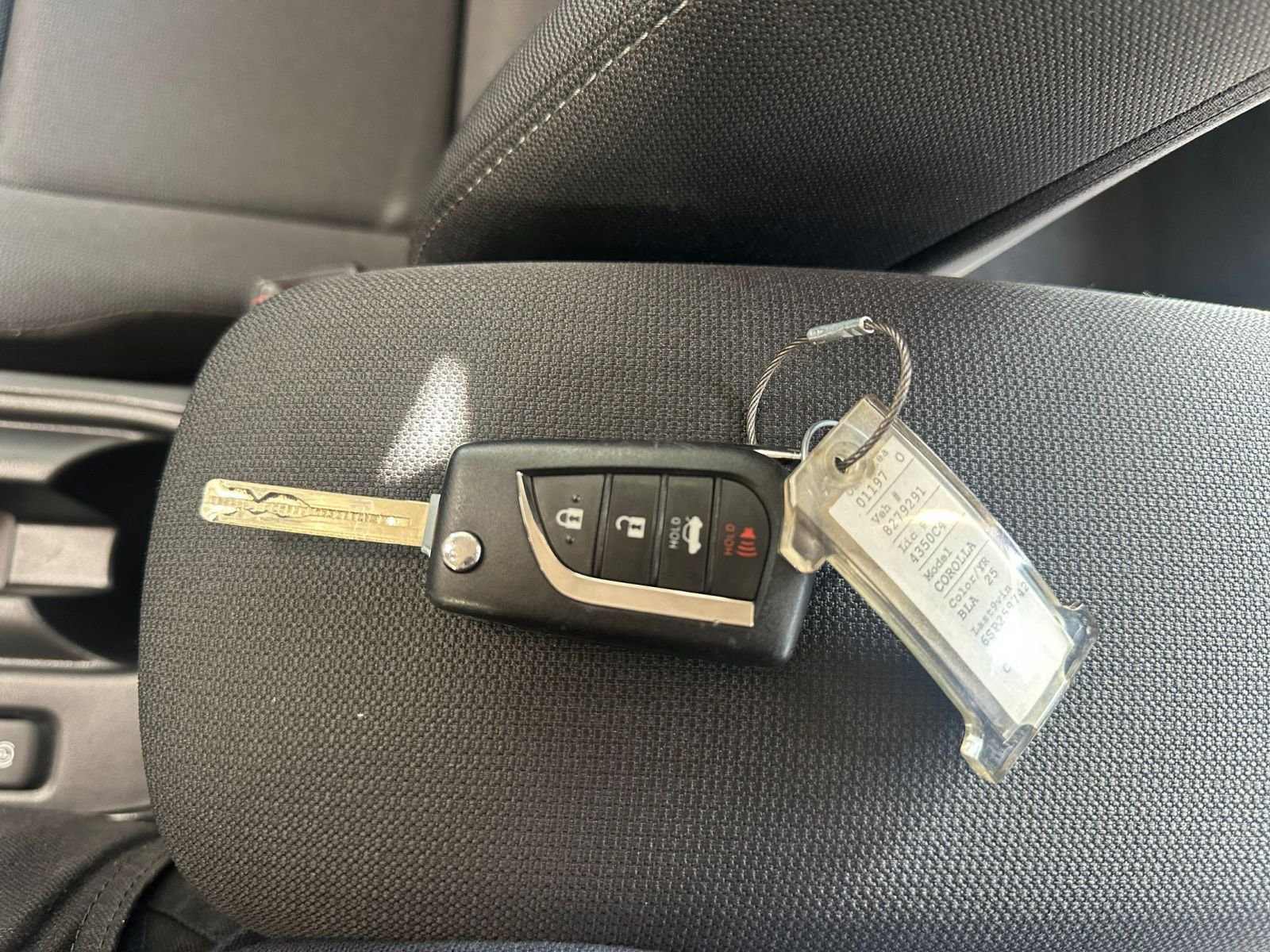 Thumbnail: 2025 Toyota Corolla - 22