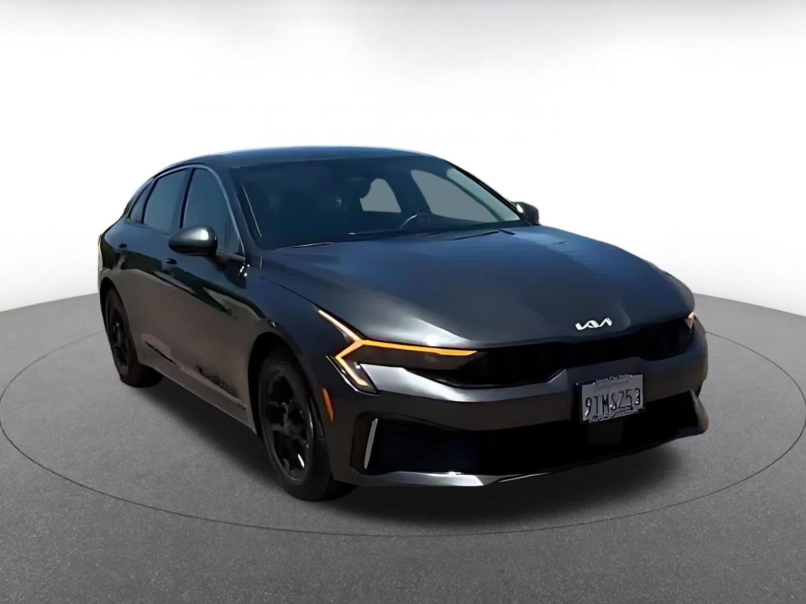 Thumbnail: 2025 Kia K5 - 3