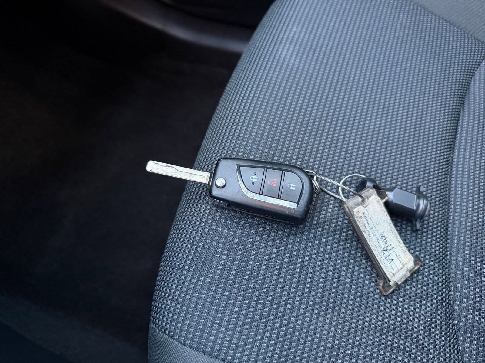 Thumbnail: 2025 Toyota RAV4 - 22