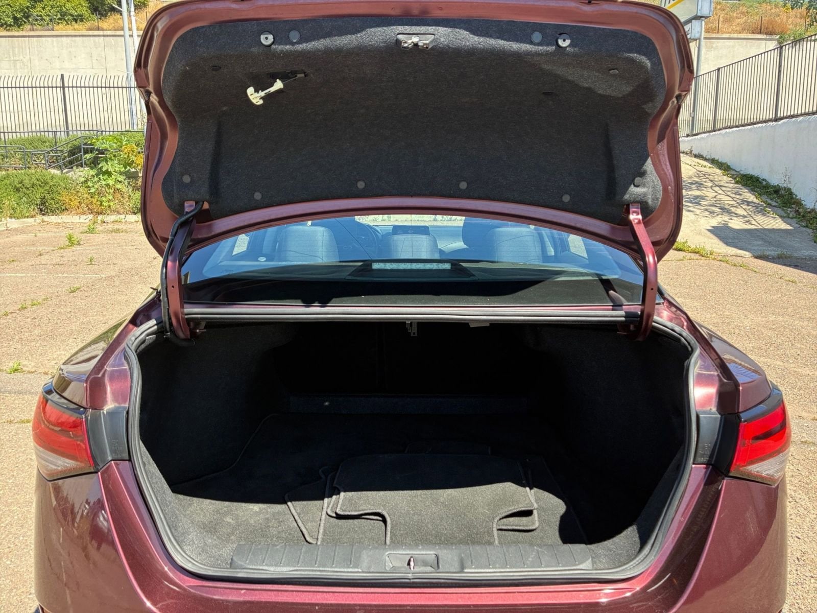 Thumbnail: 2024 Nissan Sentra - 29