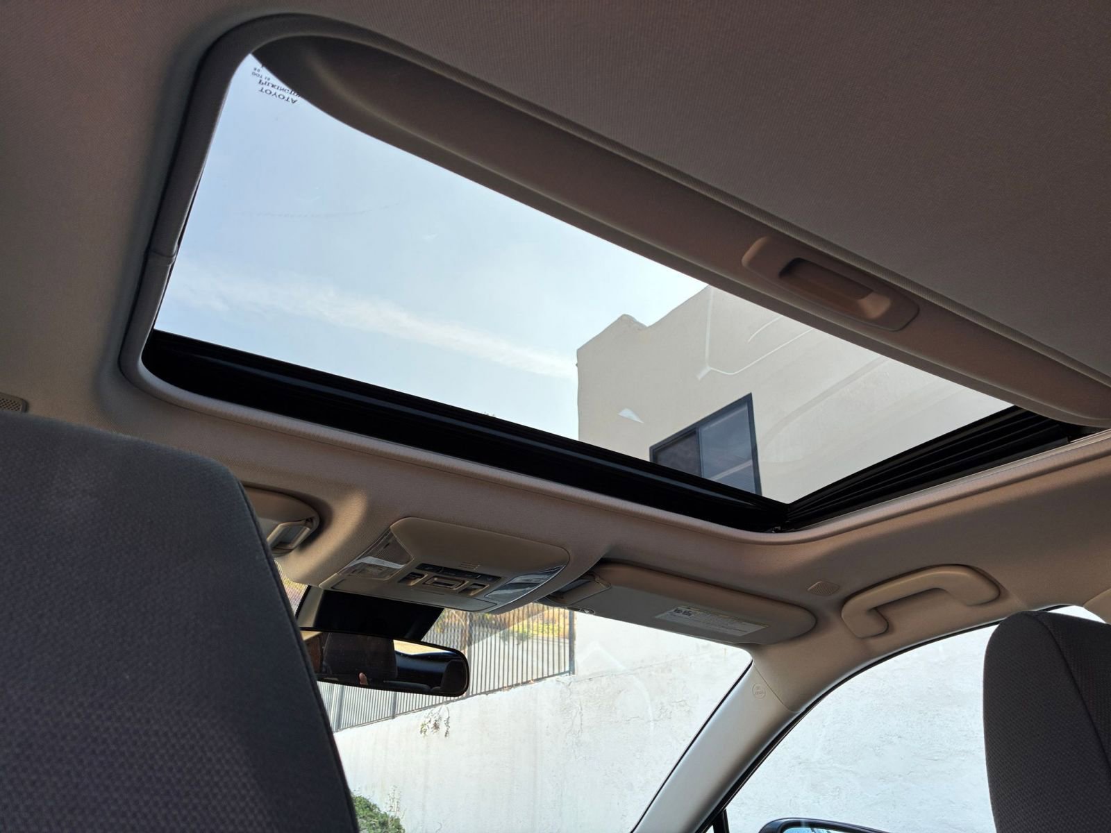 Thumbnail: 2025 Toyota RAV4 - 30