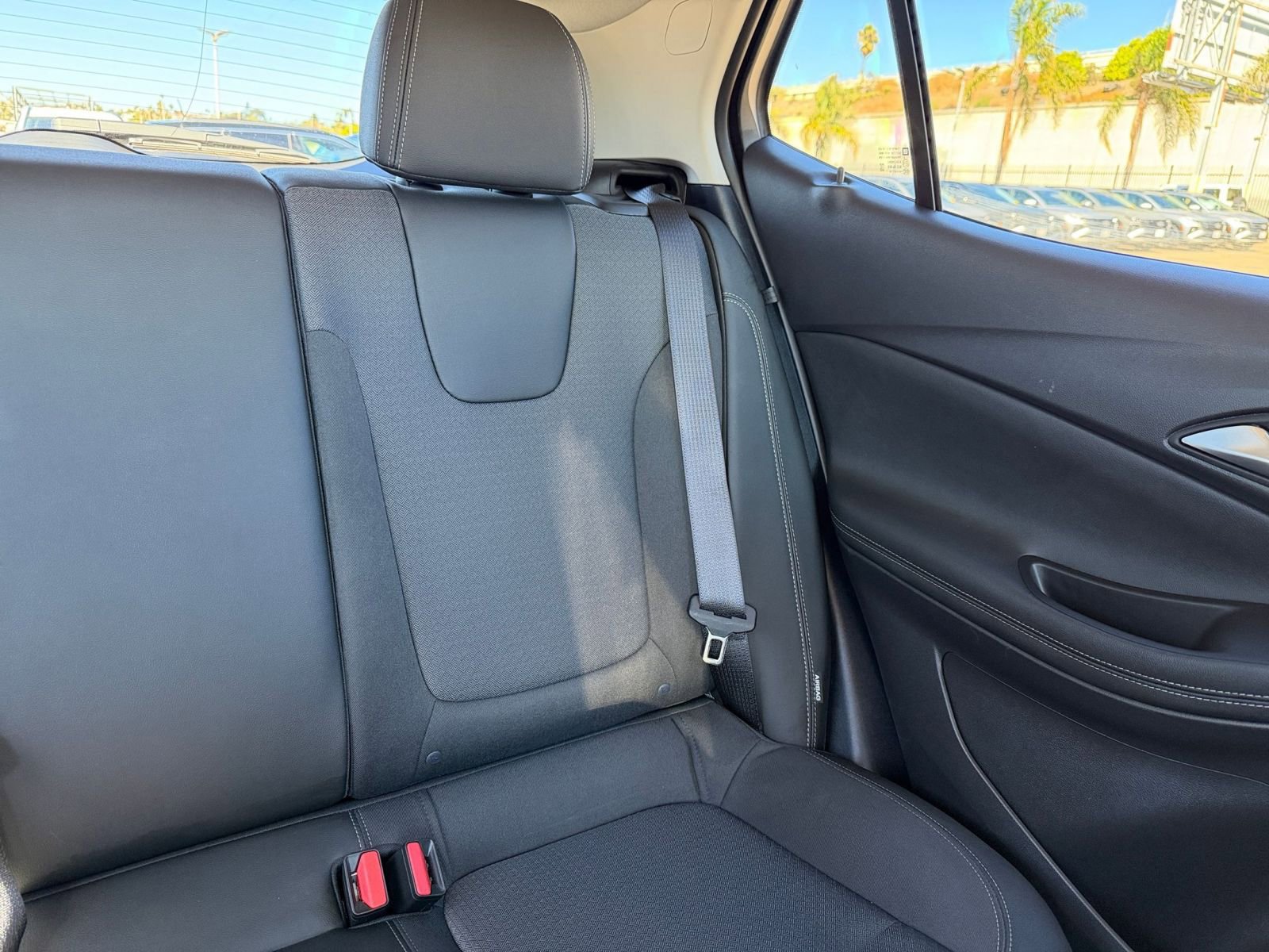 Thumbnail: 2025 Buick Encore GX - 35