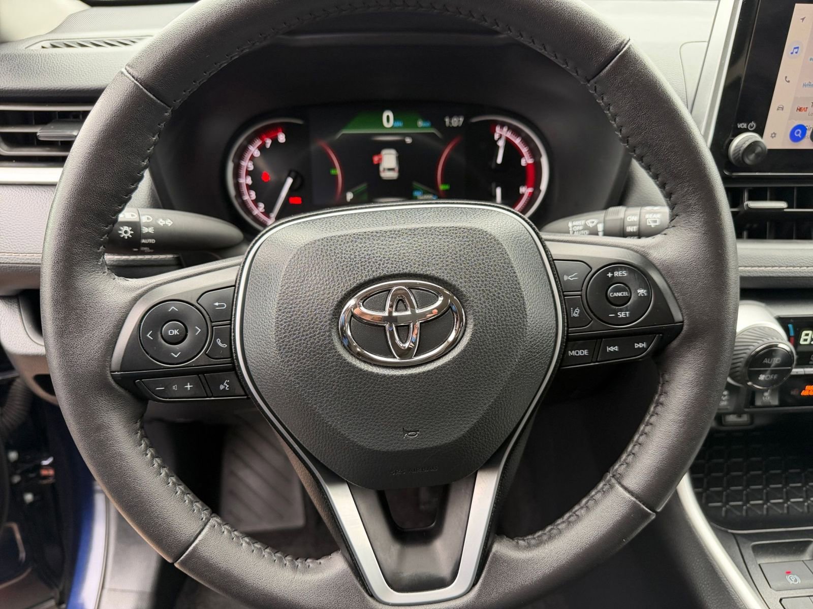 Thumbnail: 2025 Toyota RAV4 - 28