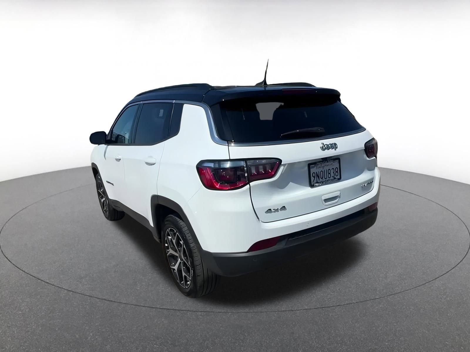 Thumbnail: 2025 Jeep Compass - 11