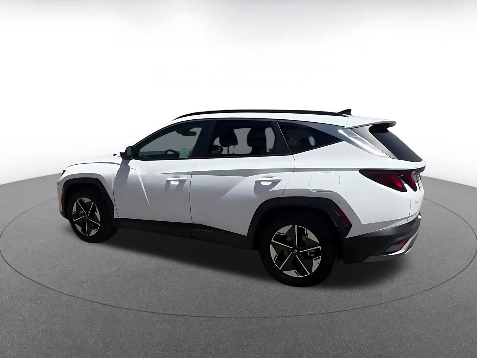Thumbnail: 2025 Hyundai Tucson - 4