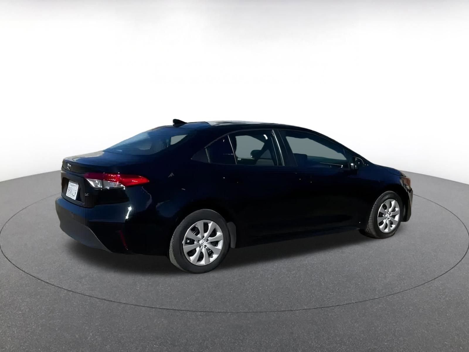 Thumbnail: 2025 Toyota Corolla - 12