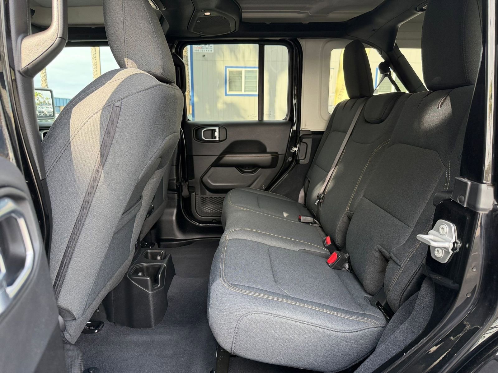 Thumbnail: 2025 Jeep Wrangler - 24