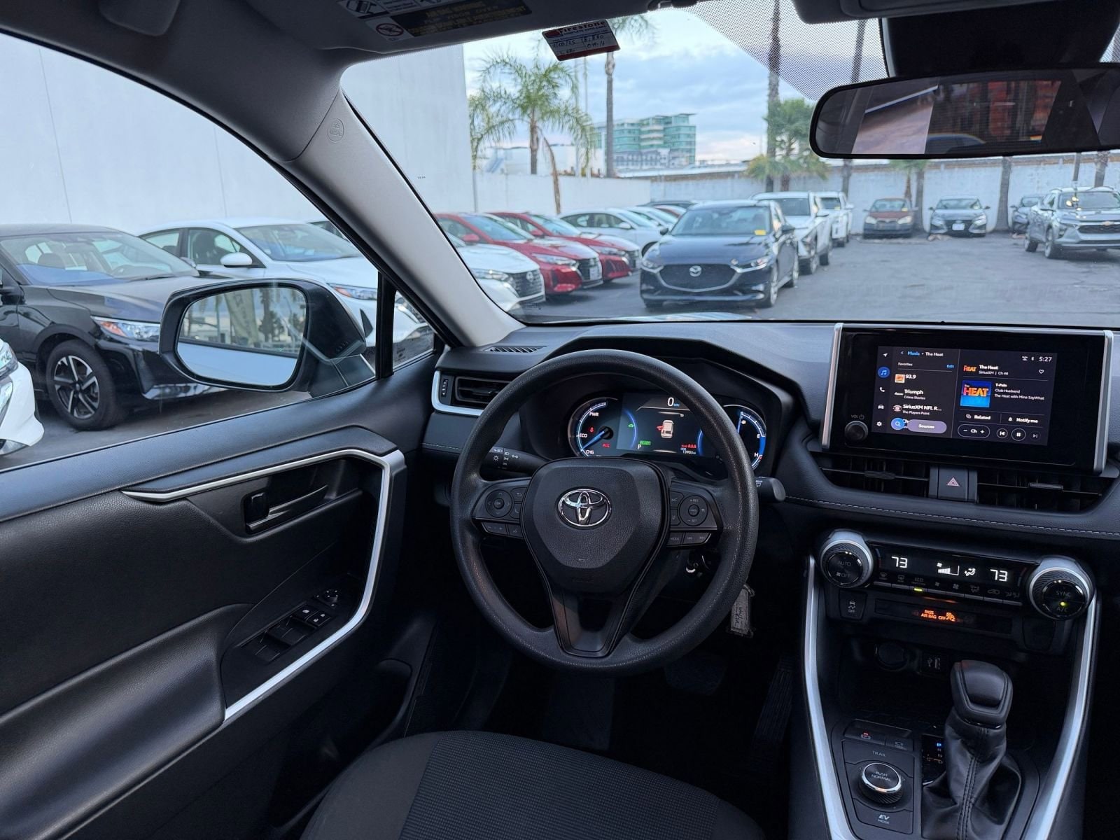 Thumbnail: 2025 Toyota RAV4 - 33