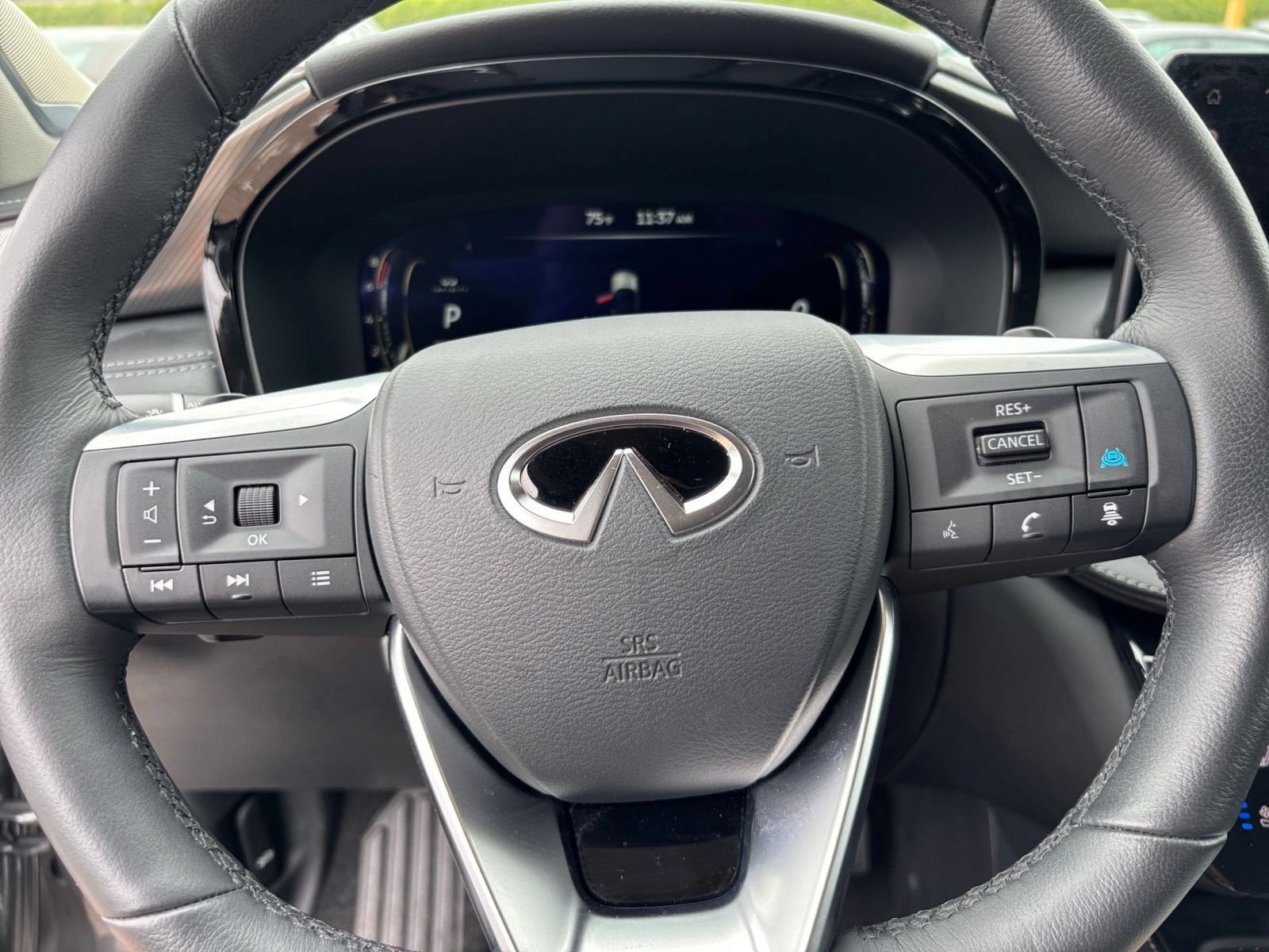 Thumbnail: 2026 INFINITI QX60 - 31