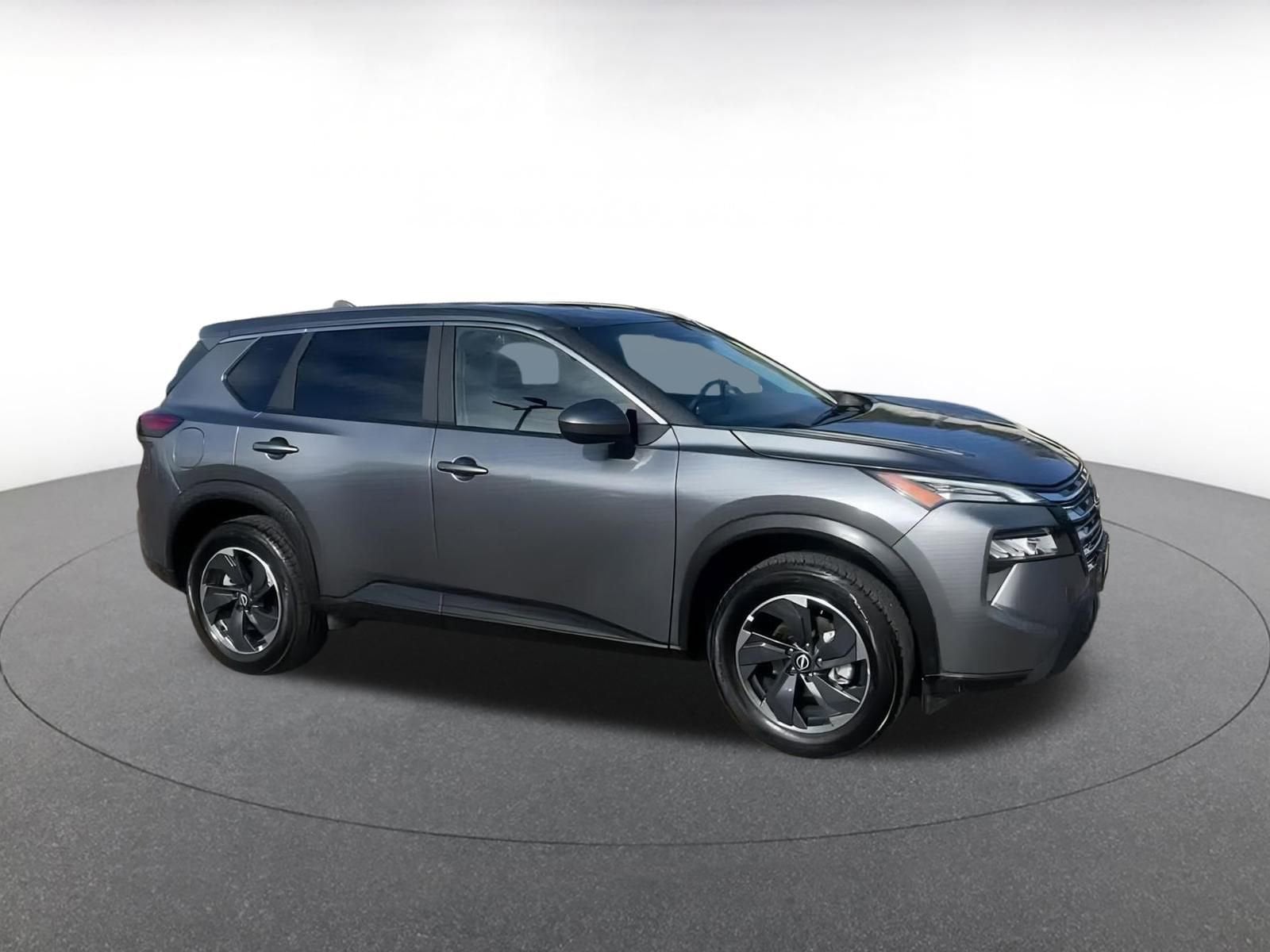 Thumbnail: 2024 Nissan Rogue - 1