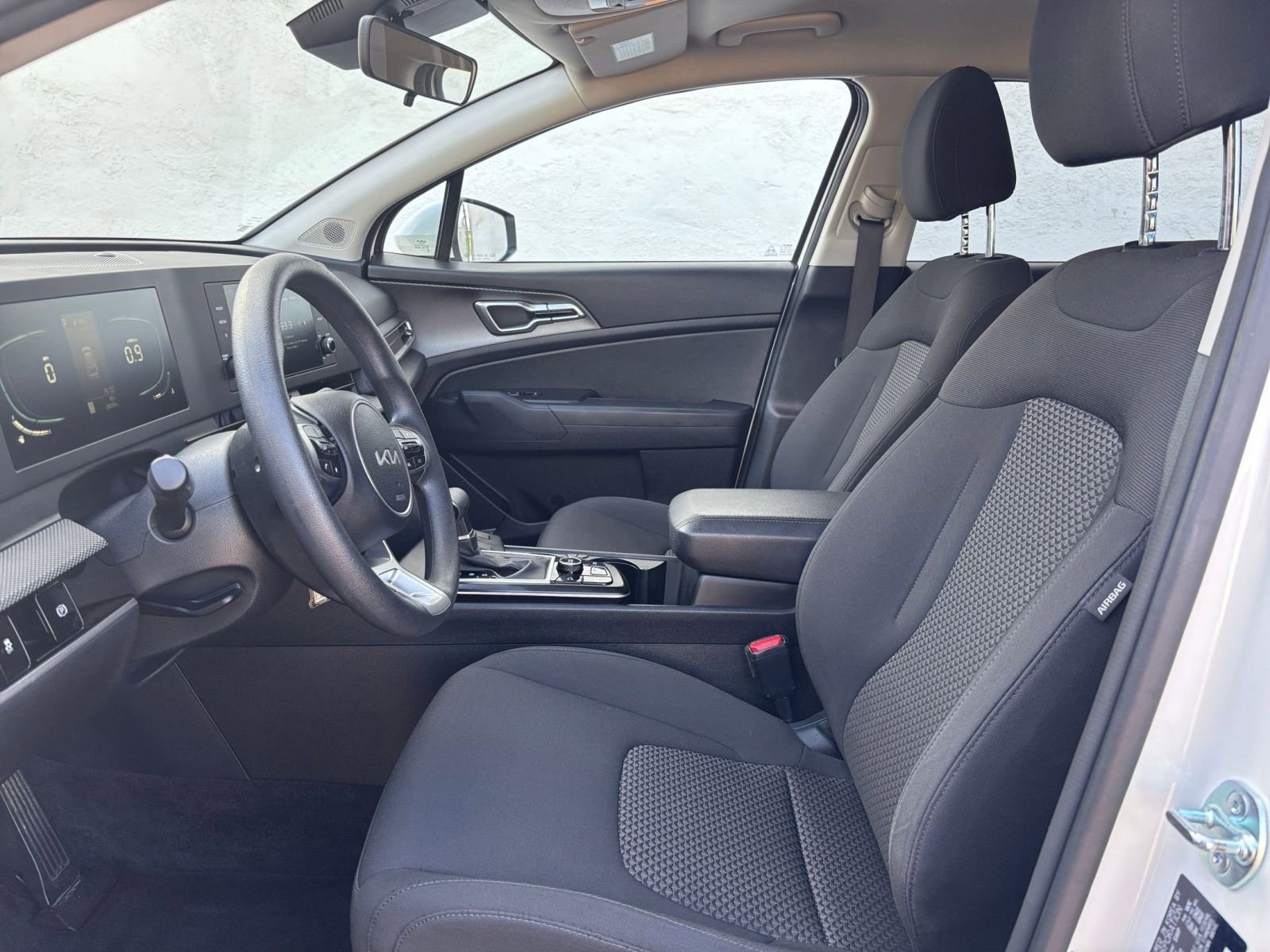 Thumbnail: 2025 Kia Sportage - 25