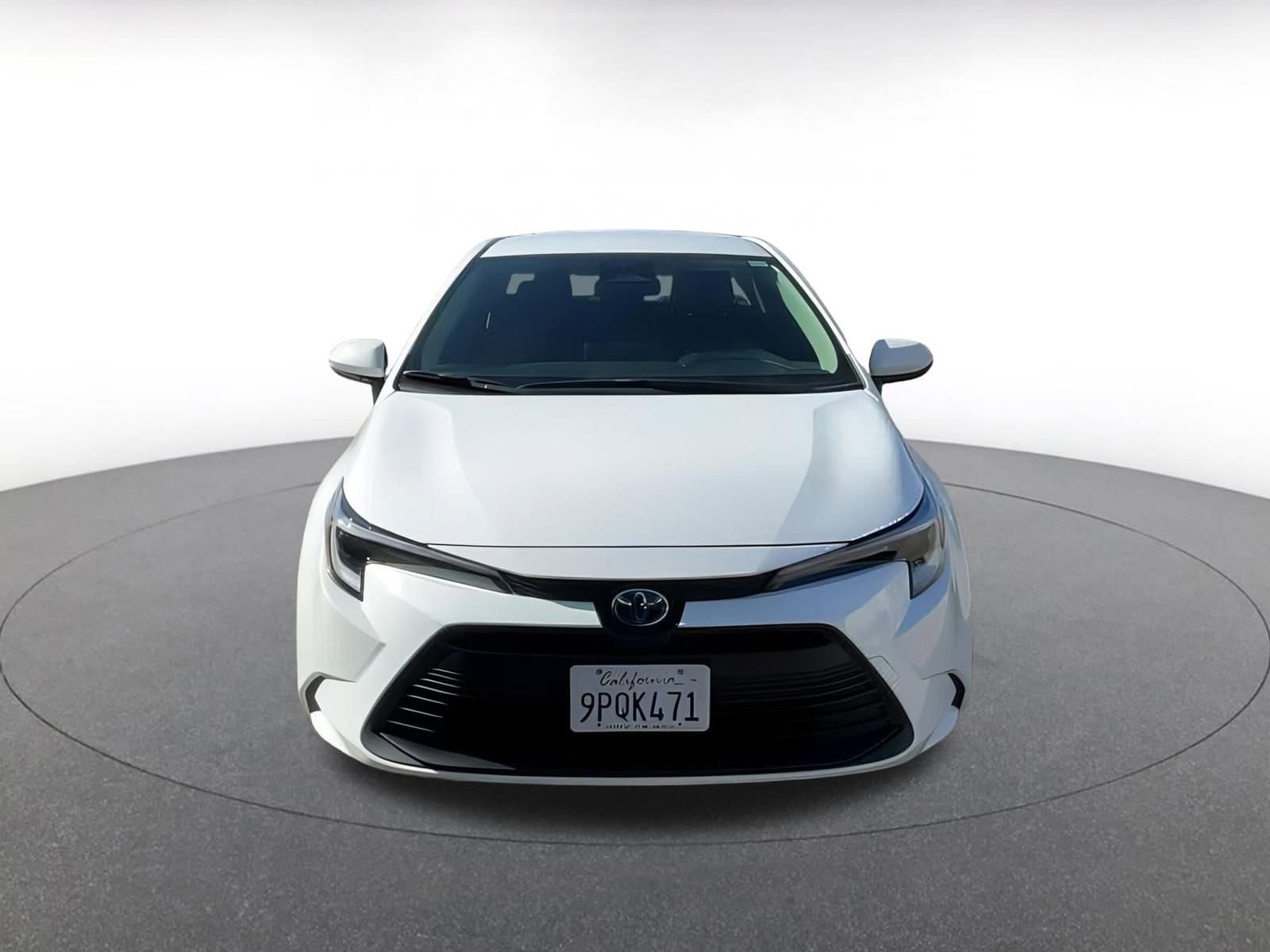 Thumbnail: 2025 Toyota Corolla - 3
