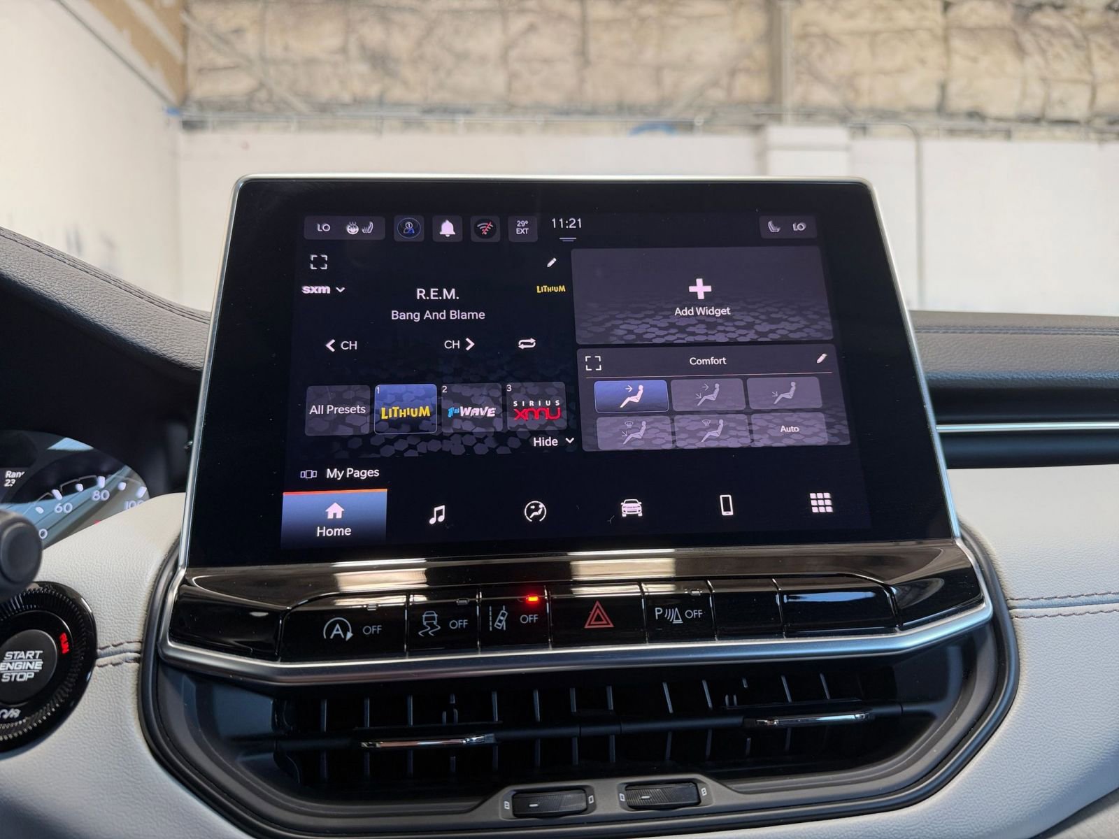 Thumbnail: 2025 Jeep Compass - 21