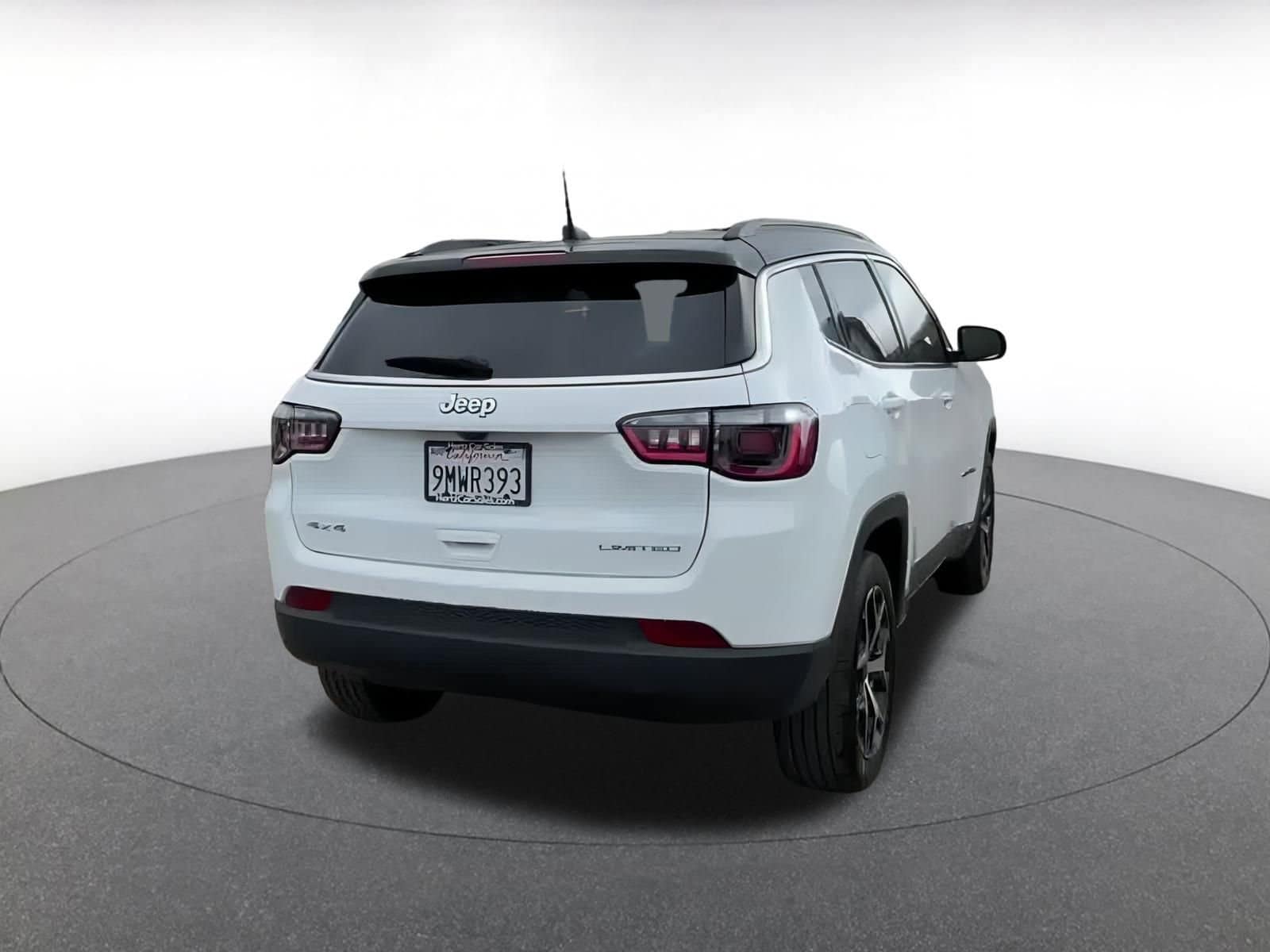 Thumbnail: 2025 Jeep Compass - 14