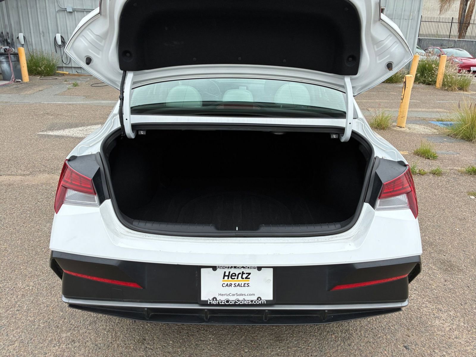 Thumbnail: 2025 Hyundai Elantra - 33