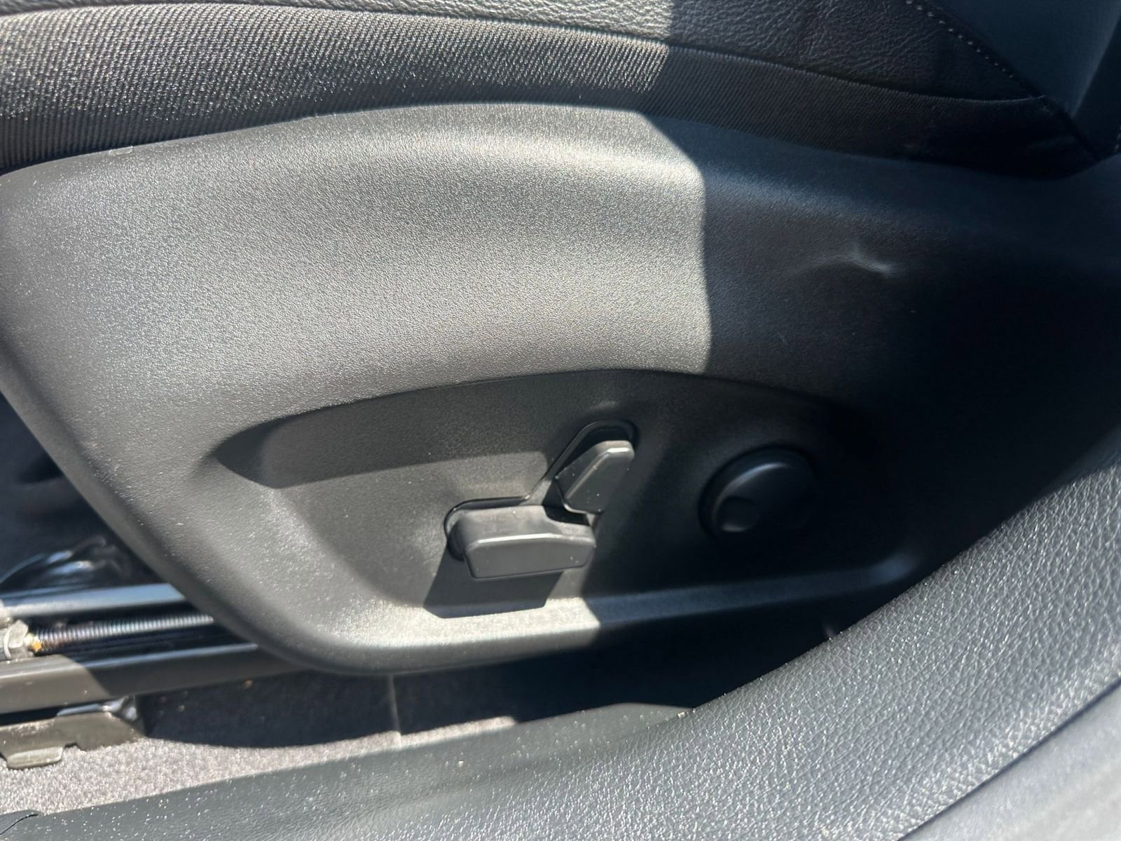 Thumbnail: 2025 Jeep Compass - 23