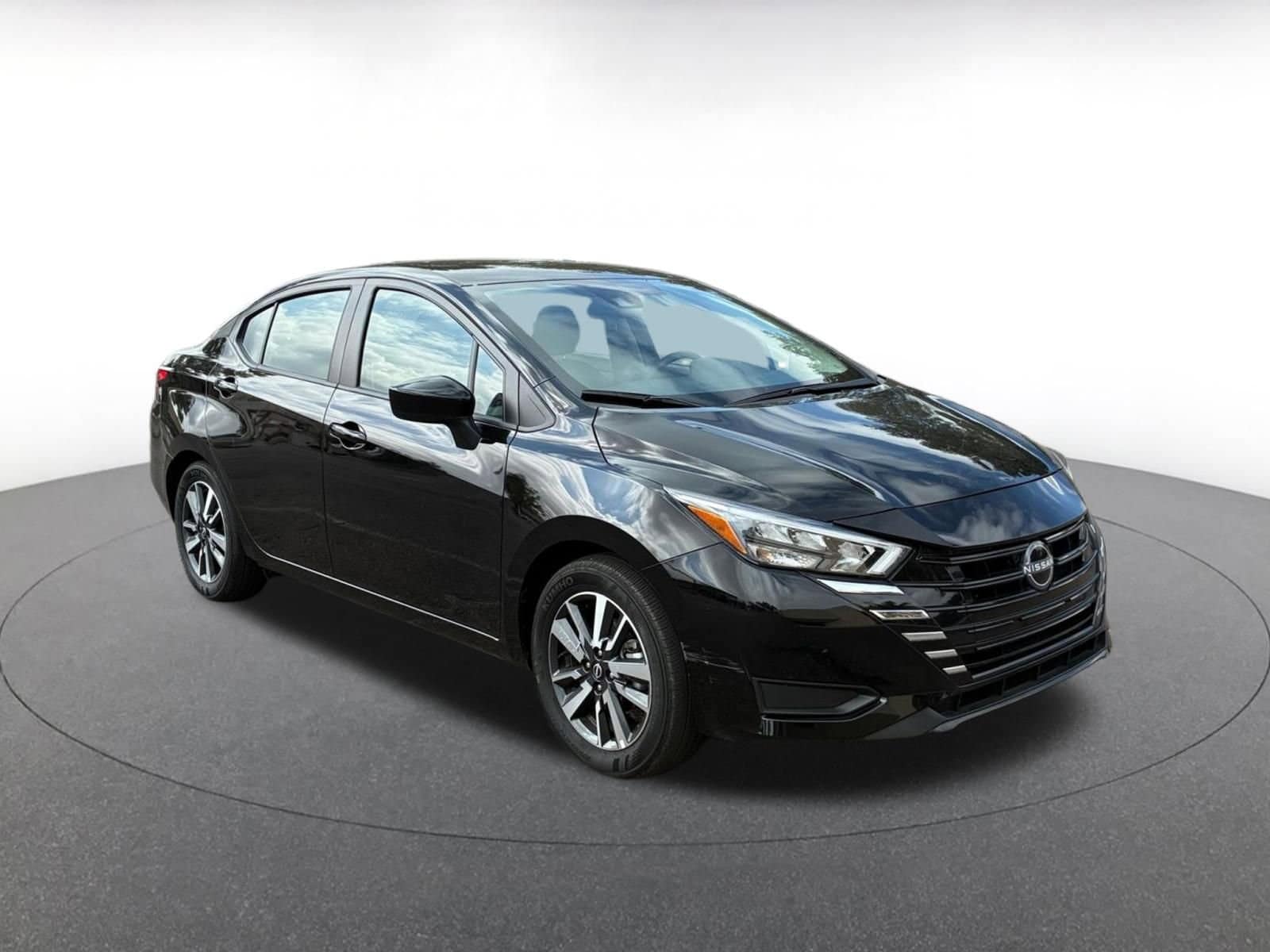 2025 Nissan Versa Sedan