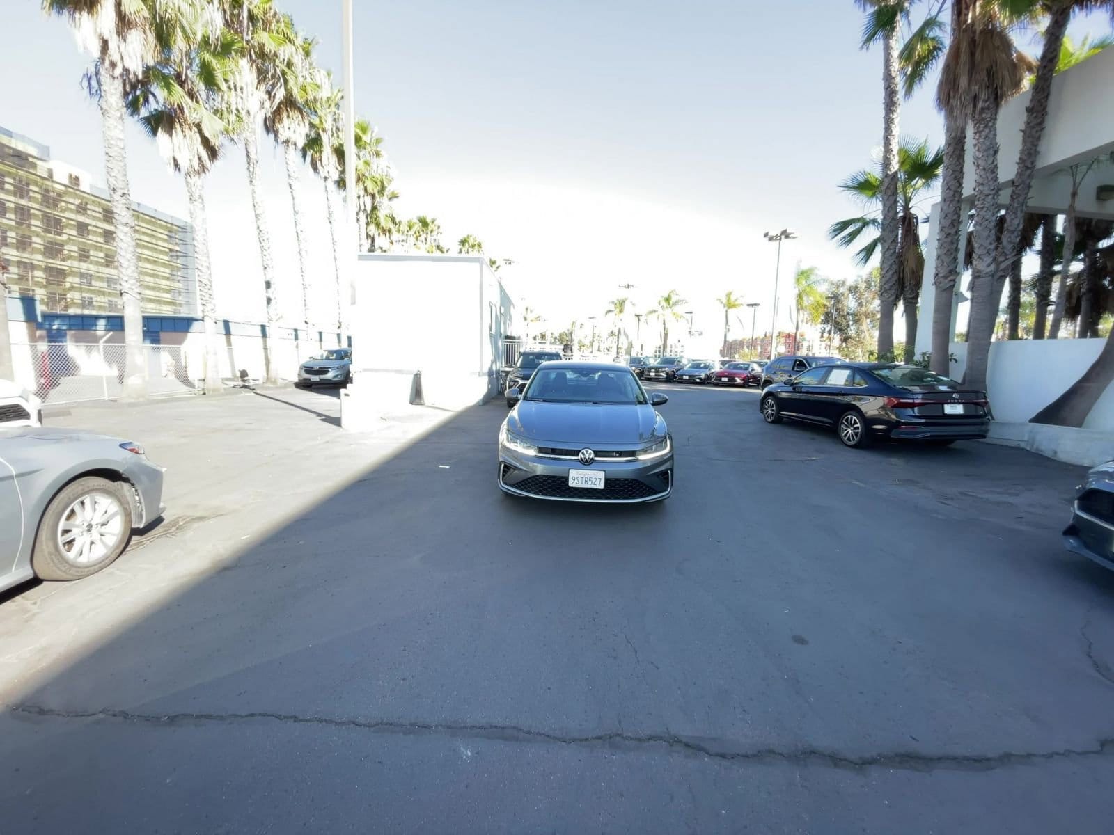 Thumbnail: 2025 Volkswagen Jetta - 16