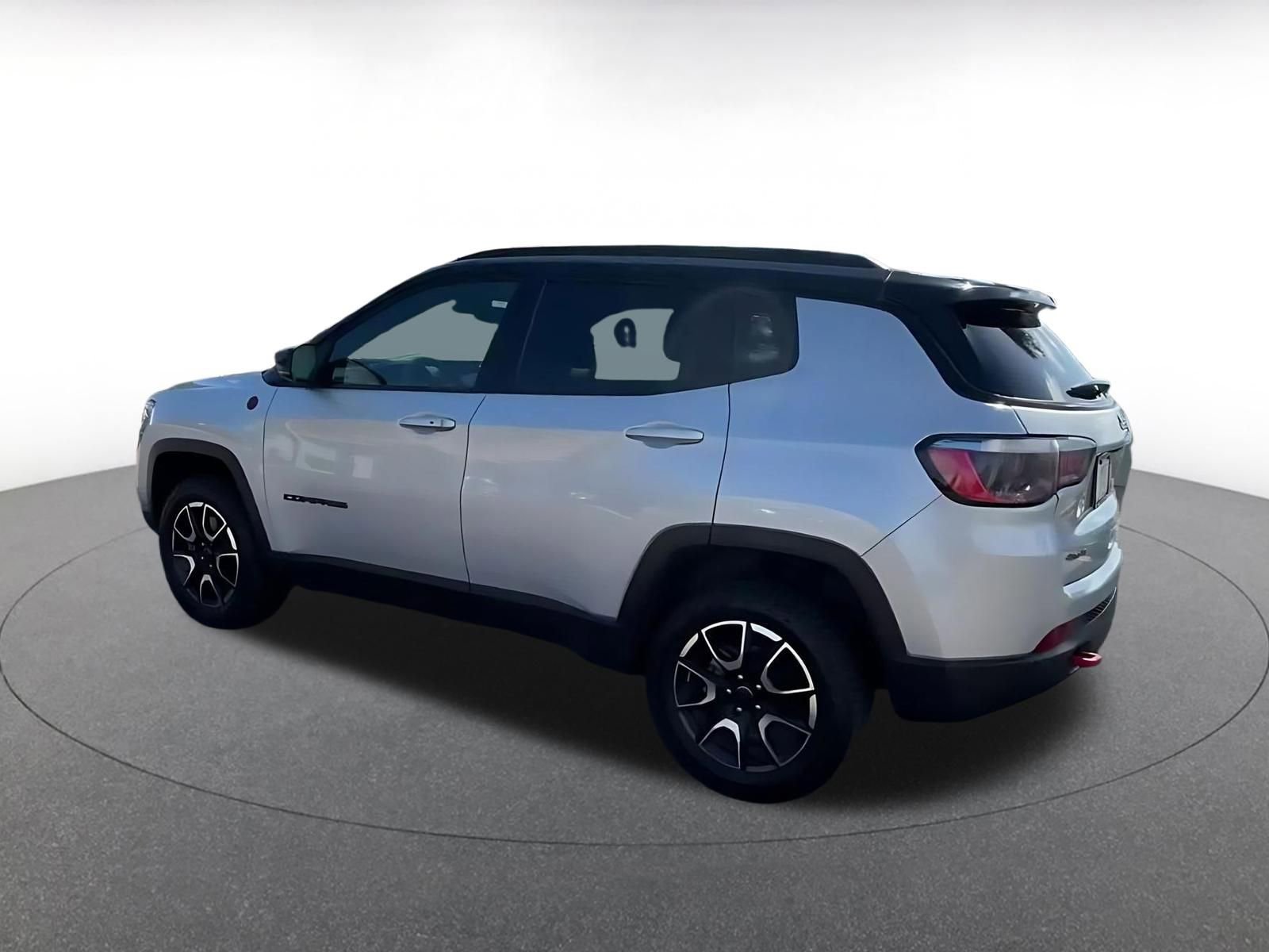 Thumbnail: 2025 Jeep Compass - 10