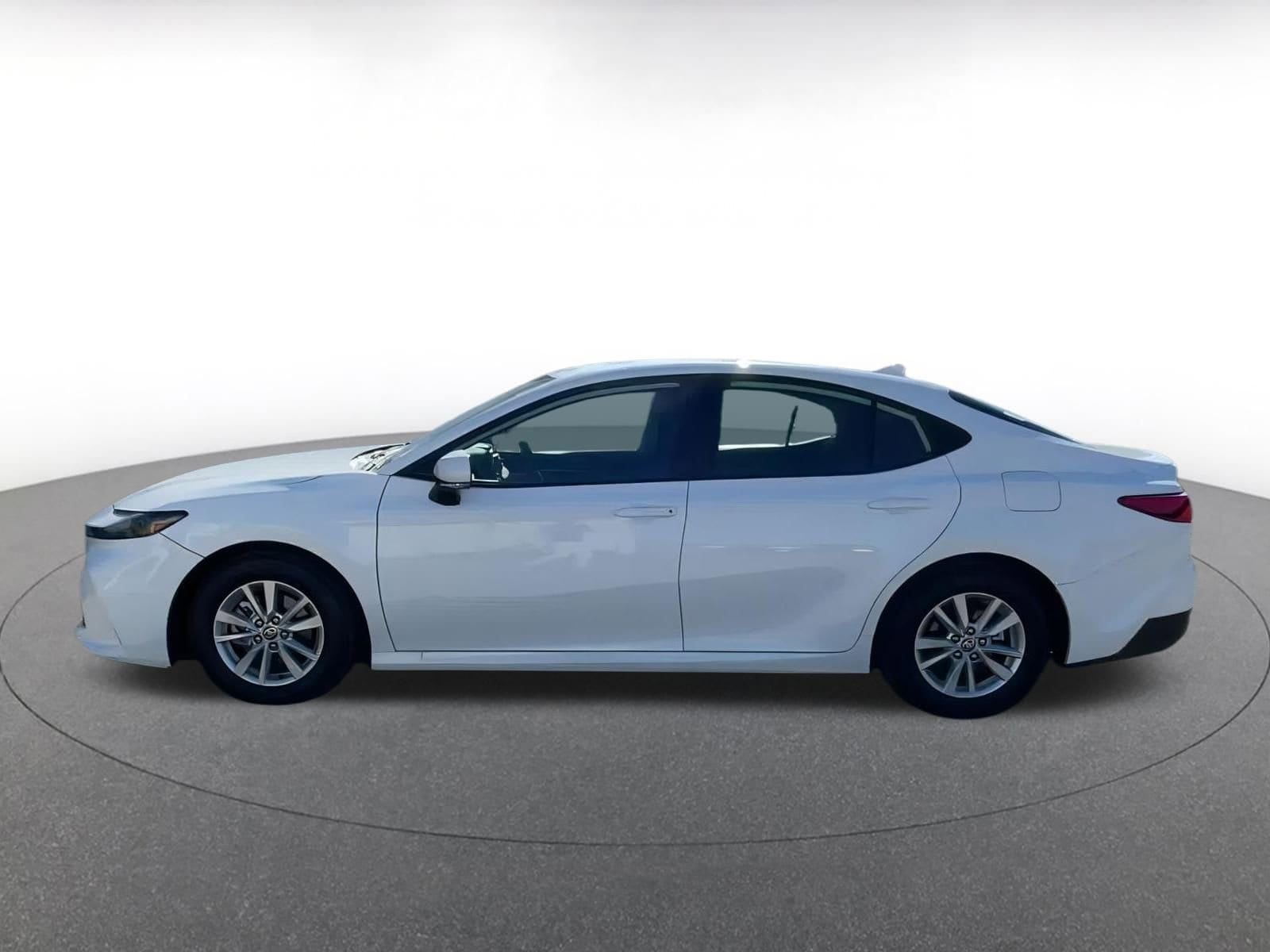 Thumbnail: 2025 Toyota Camry - 9