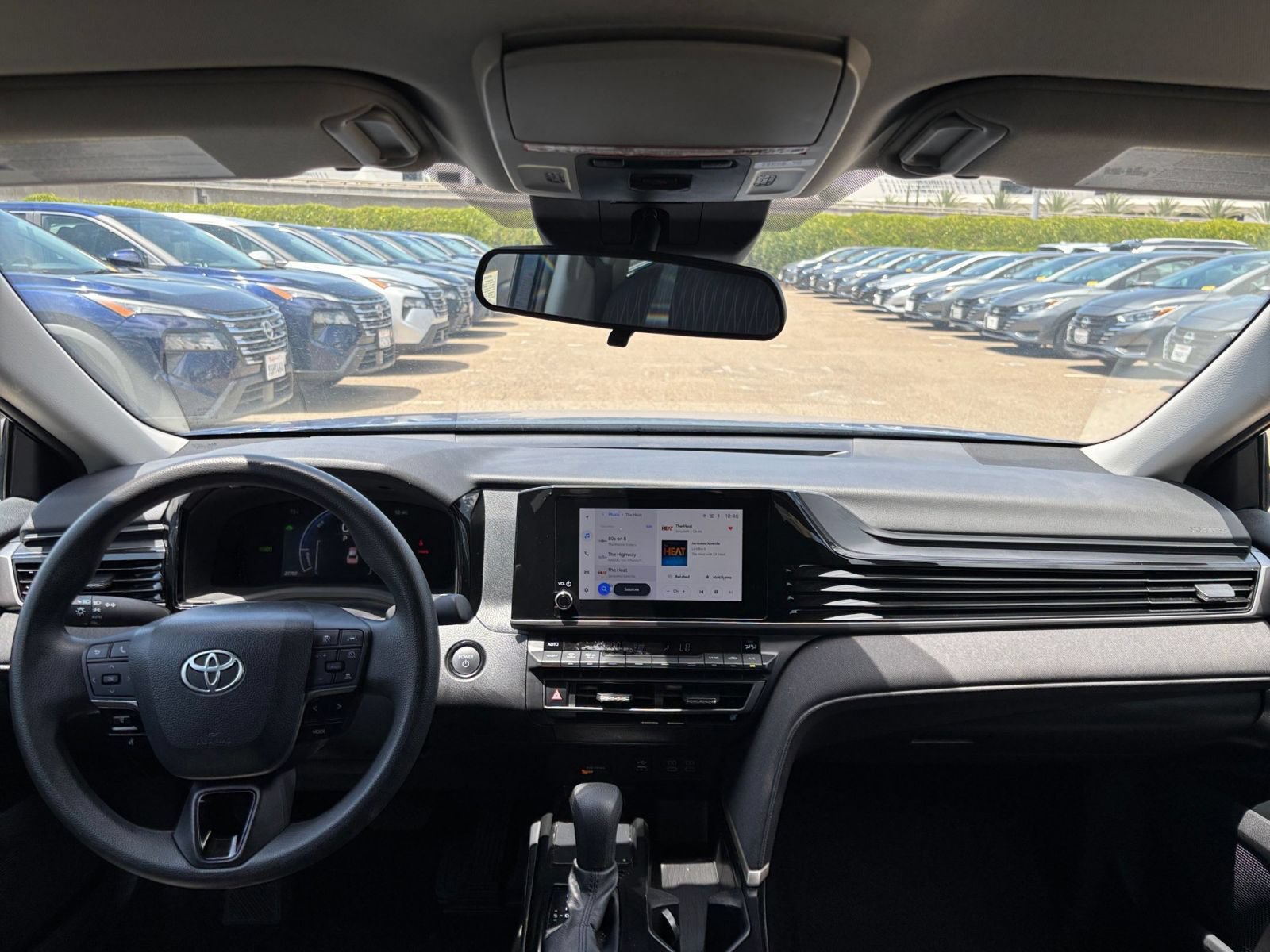 Thumbnail: 2025 Toyota Camry - 32