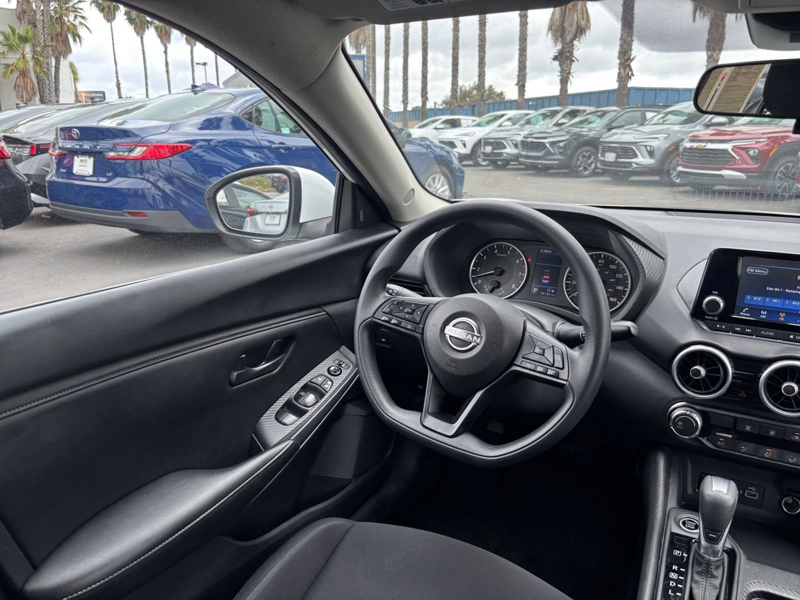 Thumbnail: 2025 Nissan Sentra - 32