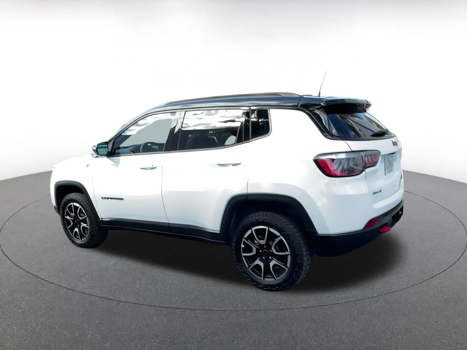 Thumbnail: 2025 Jeep Compass - 10