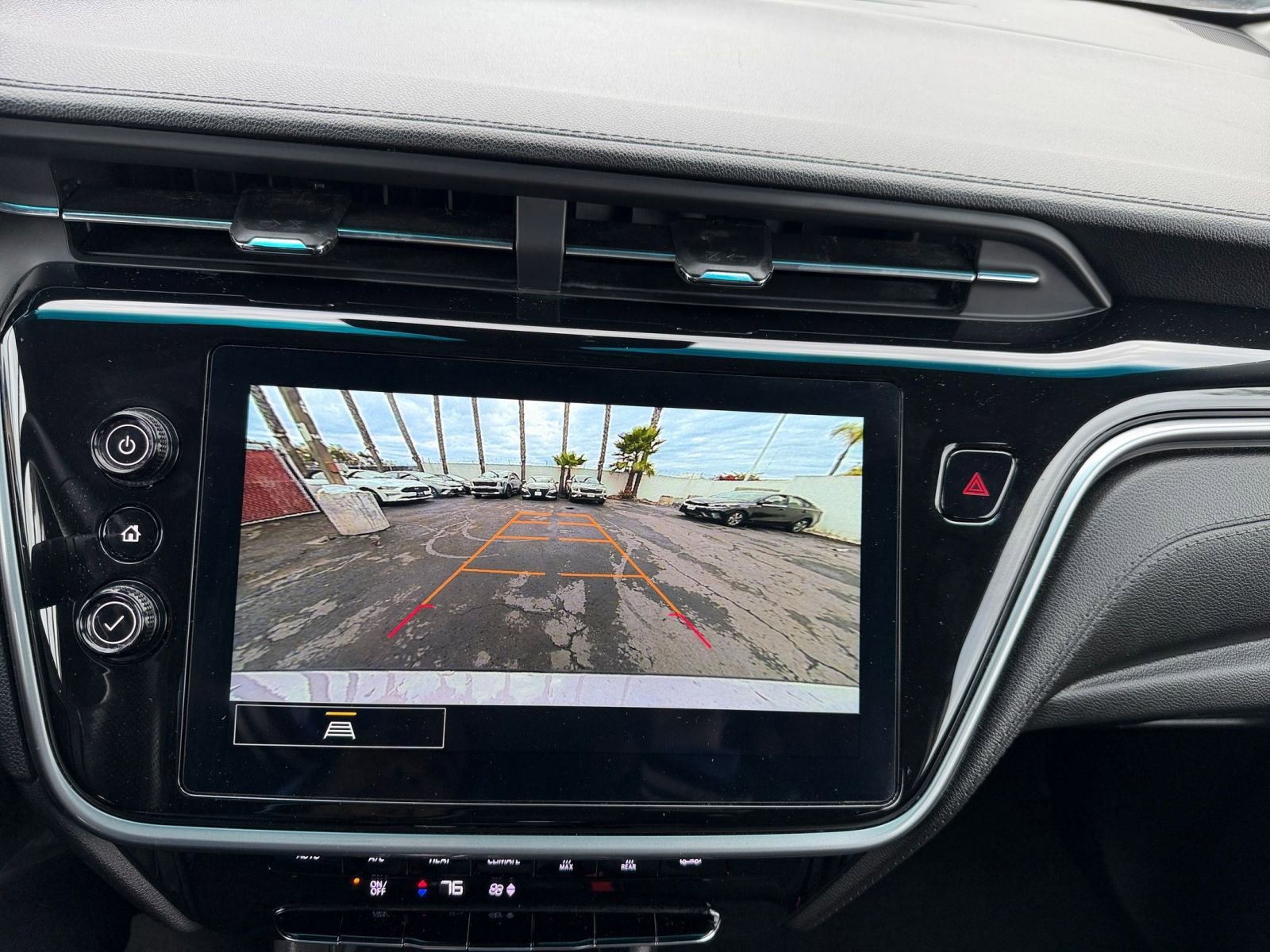 Thumbnail: 2023 Chevrolet Bolt EV - 17