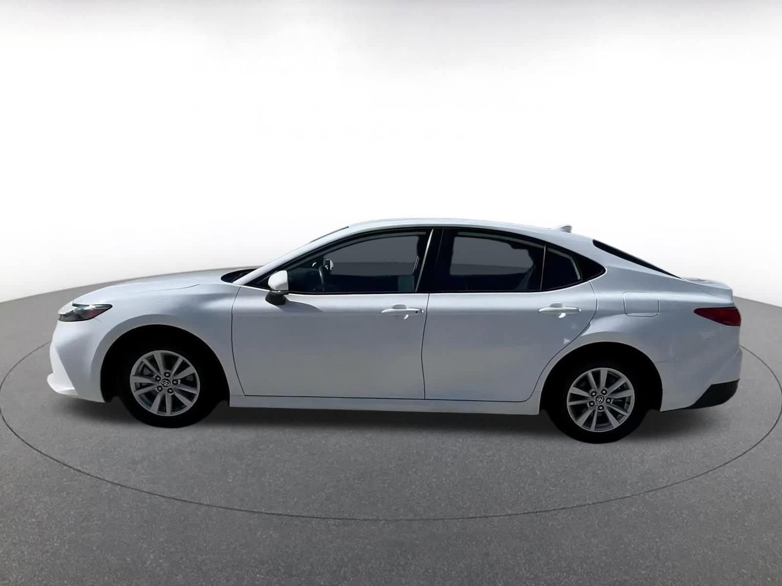 Thumbnail: 2025 Toyota Camry - 9