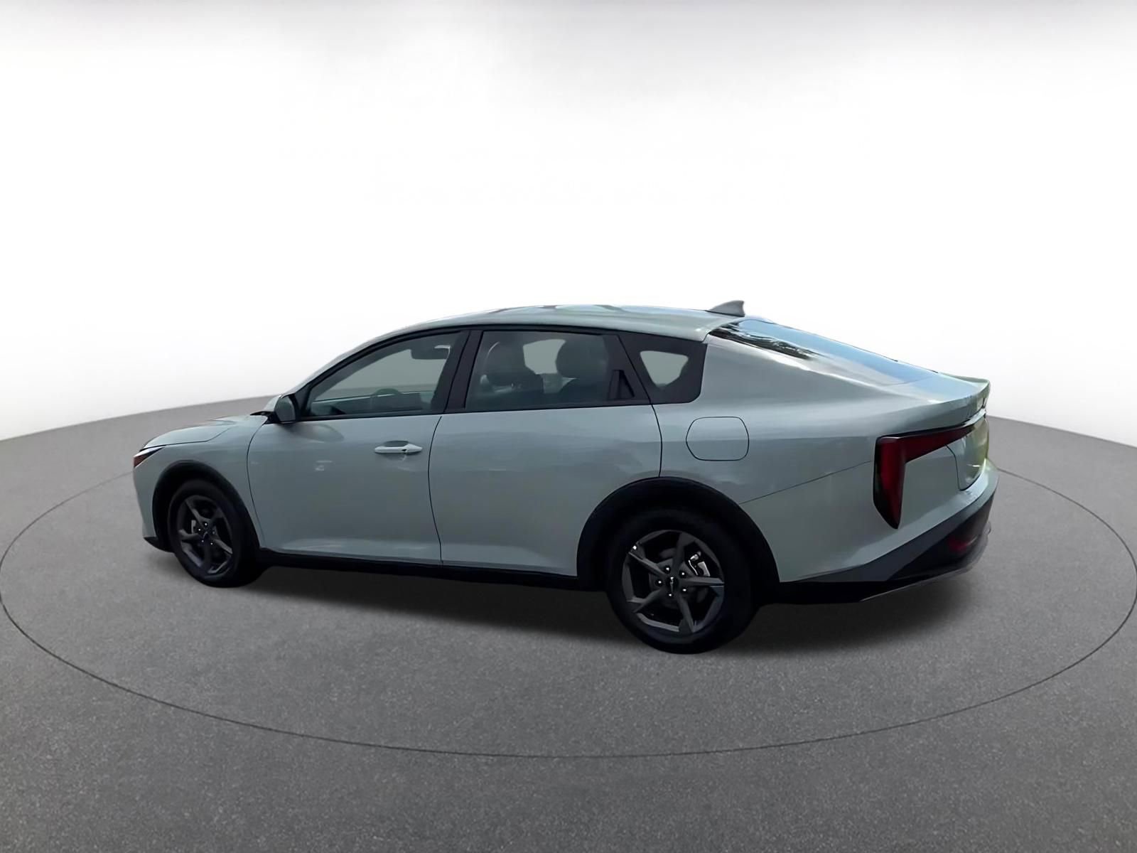 Thumbnail: 2025 Kia K4 - 10