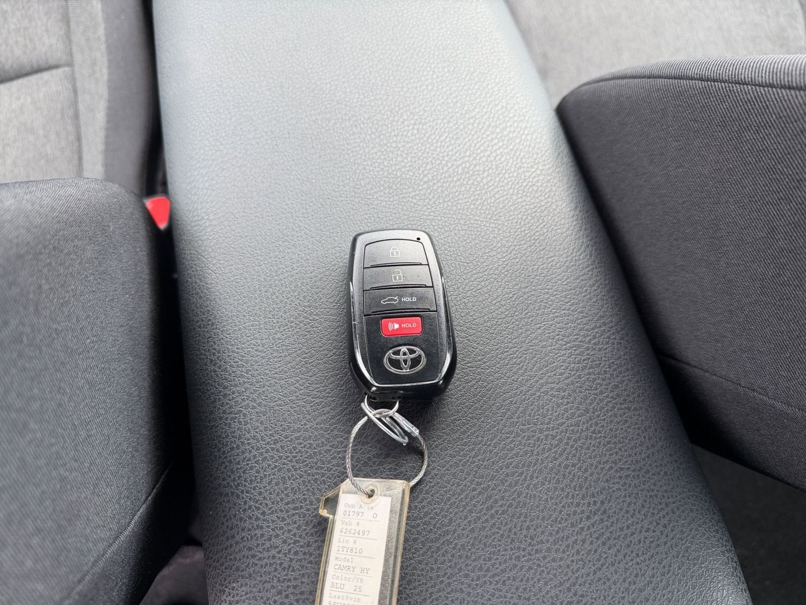 Thumbnail: 2025 Toyota Camry - 22