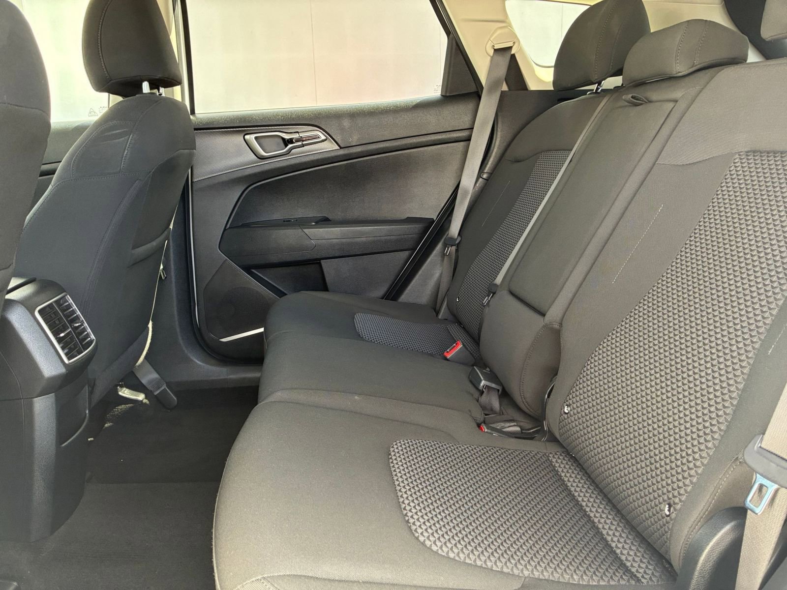 Thumbnail: 2025 Kia Sportage - 24