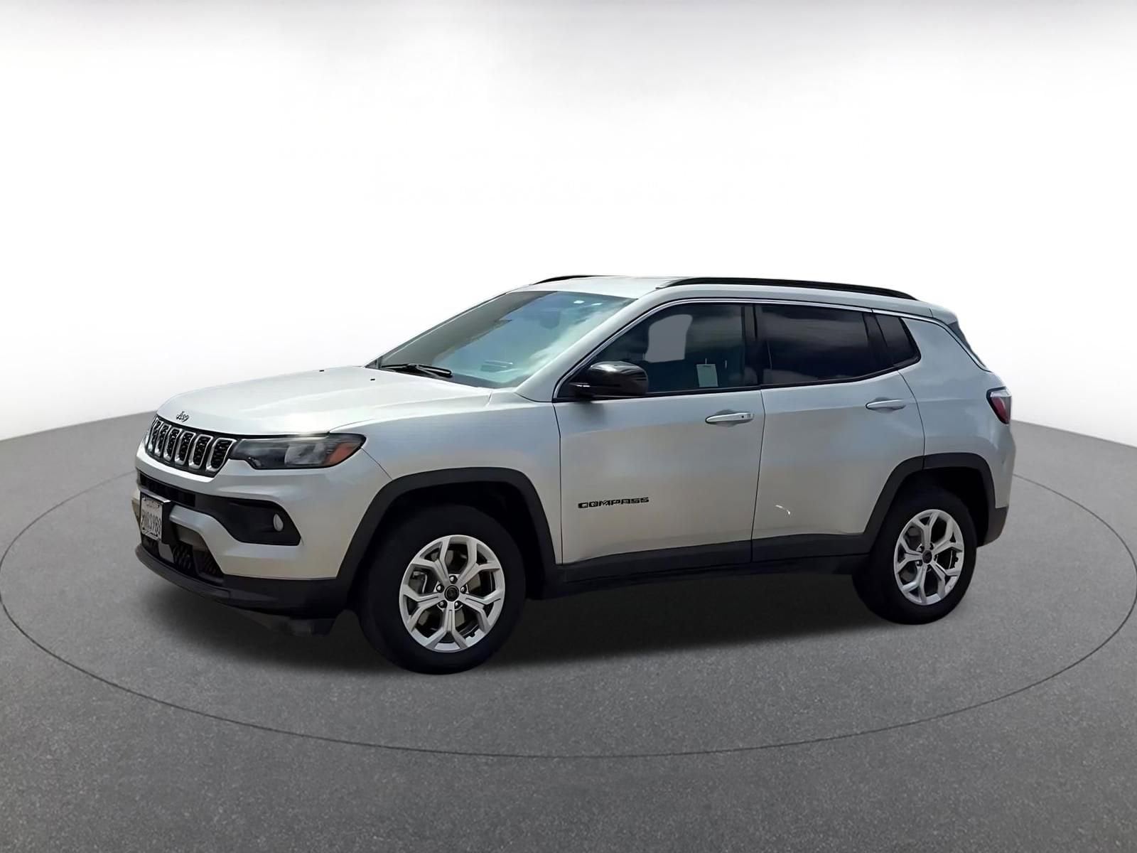 Thumbnail: 2025 Jeep Compass - 9