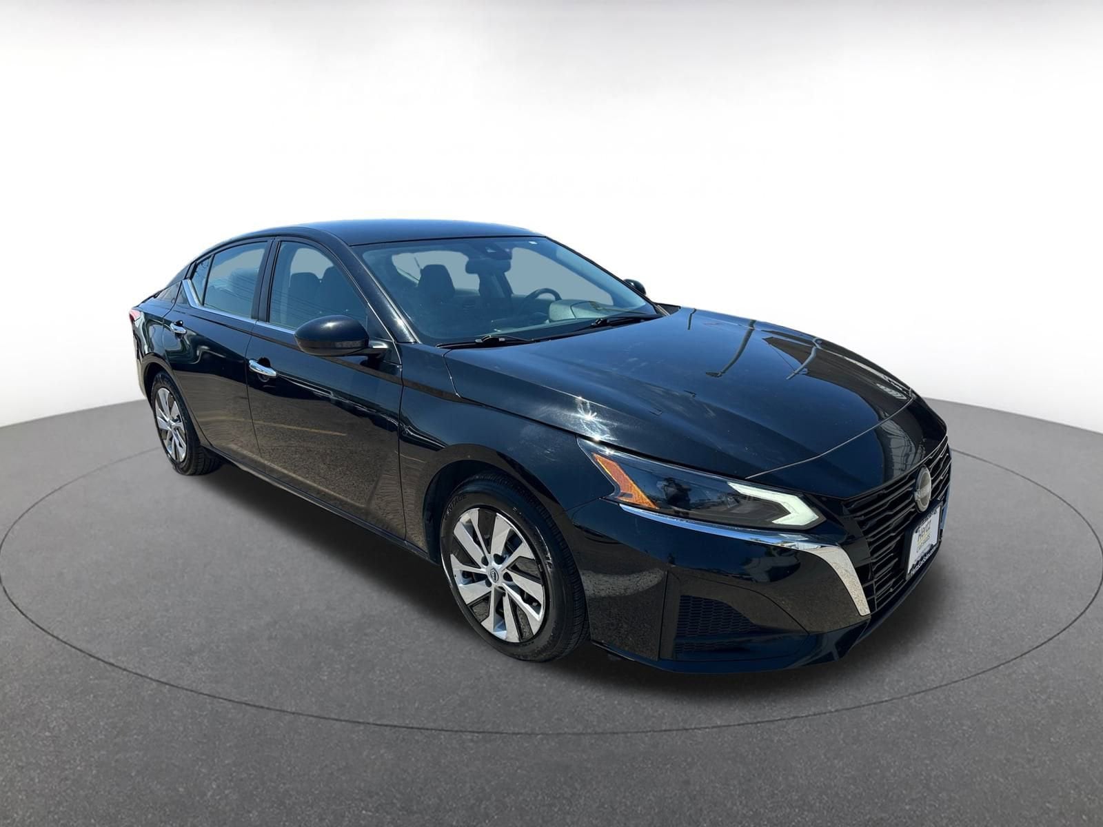 Thumbnail: 2023 Nissan Altima - 1