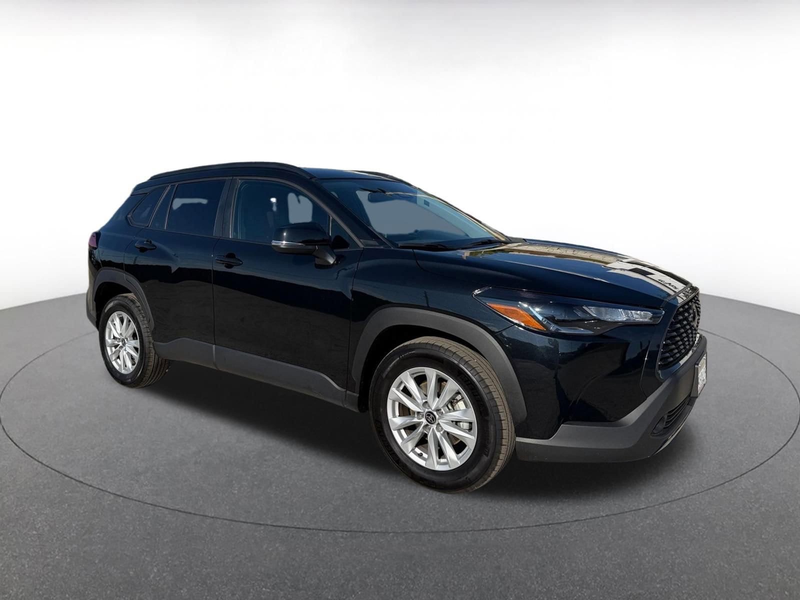 Thumbnail: 2025 Toyota Corolla Cross - 1