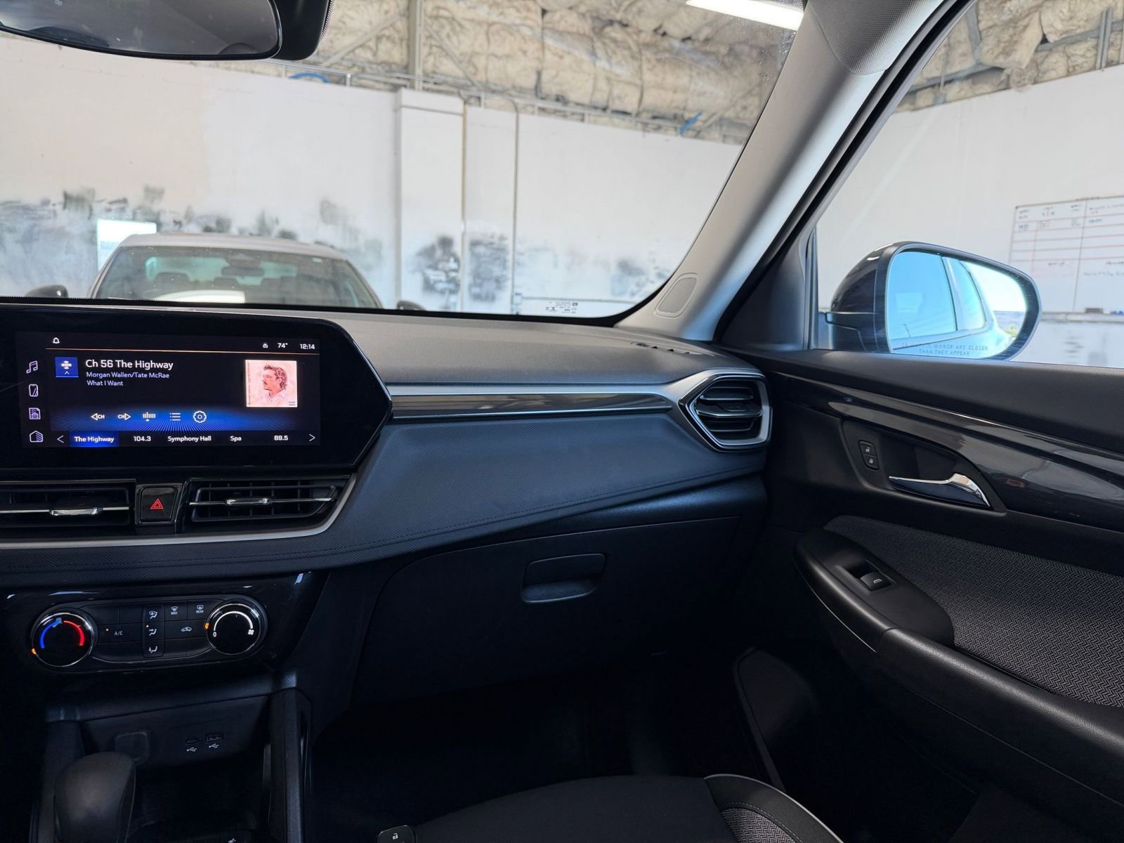 Thumbnail: 2025 Chevrolet TrailBlazer - 33