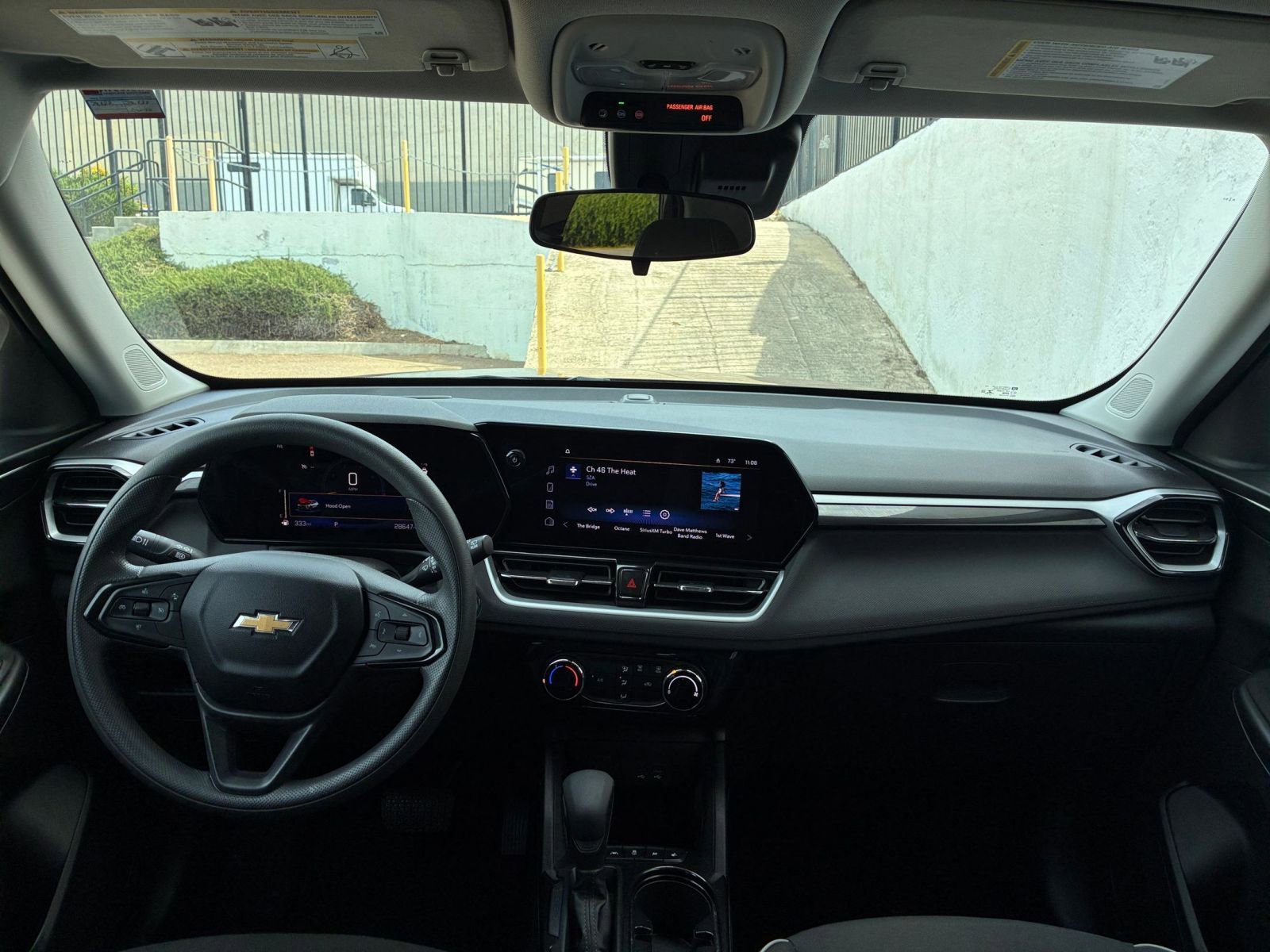 Thumbnail: 2025 Chevrolet TrailBlazer - 32