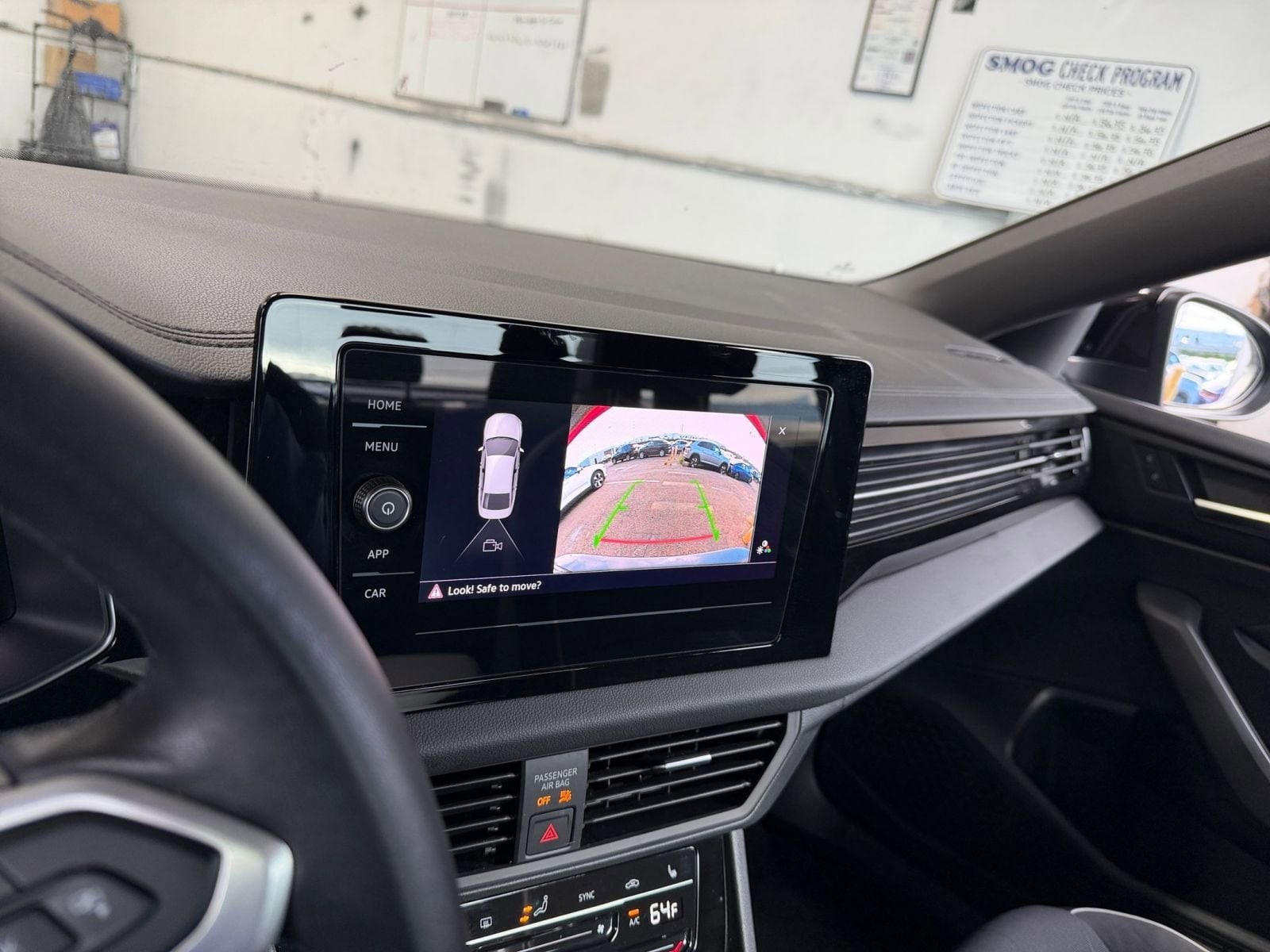 Thumbnail: 2025 Volkswagen Jetta - 17