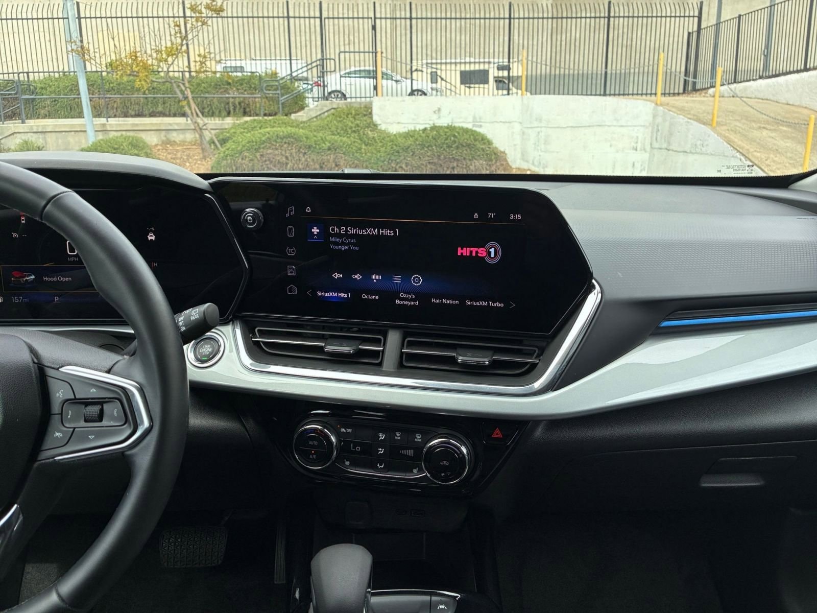 Thumbnail: 2025 Chevrolet Trax - 17