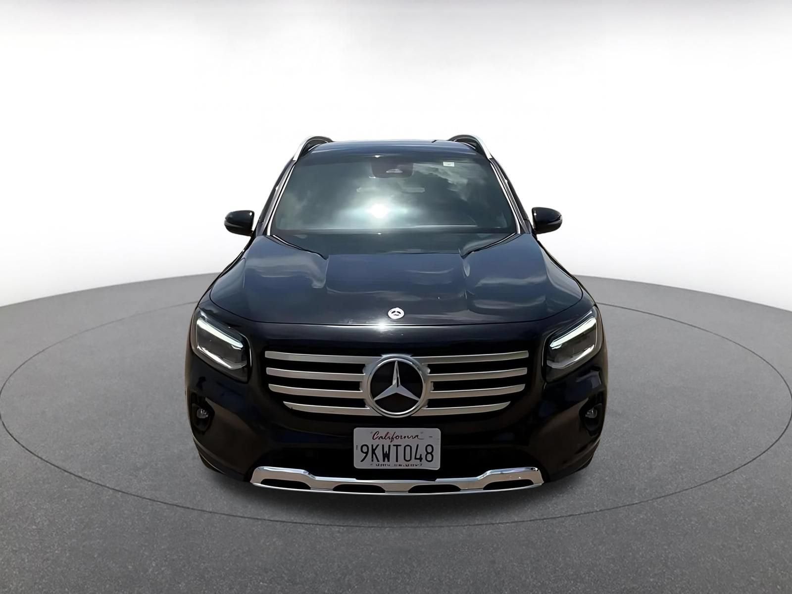 Thumbnail: 2024 Mercedes-Benz GLB - 4
