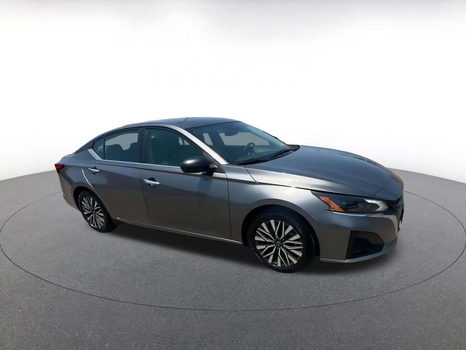 Thumbnail: 2024 Nissan Altima - 2